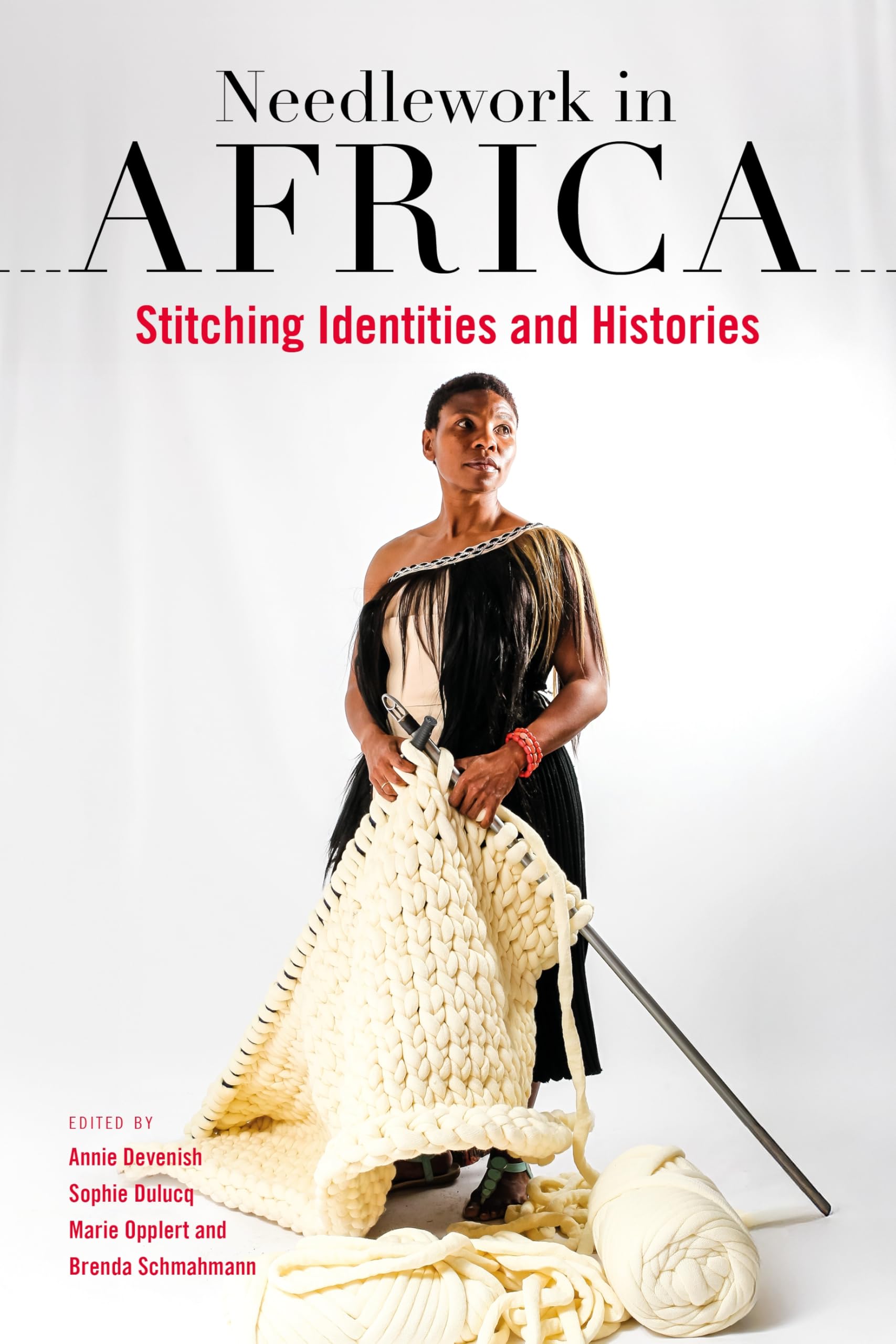 Livre Needlework in Africa pour comprendre l'histoire textile africaine