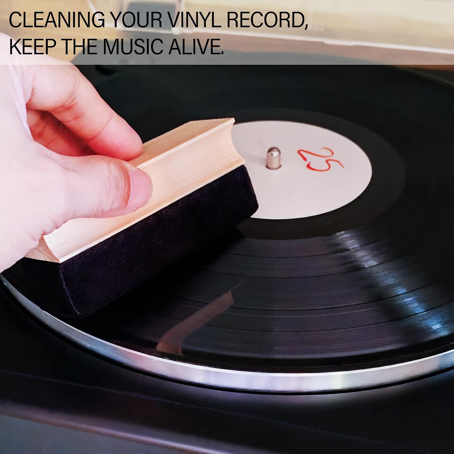 New-Design Soft Velvet Fabric Vinyl Record Cleaning Brush, Anti-Static LP Record Cleaner Brush with Wooden Handle for Vinyl, CD Albums, LCD Screens(Color Box Packing)