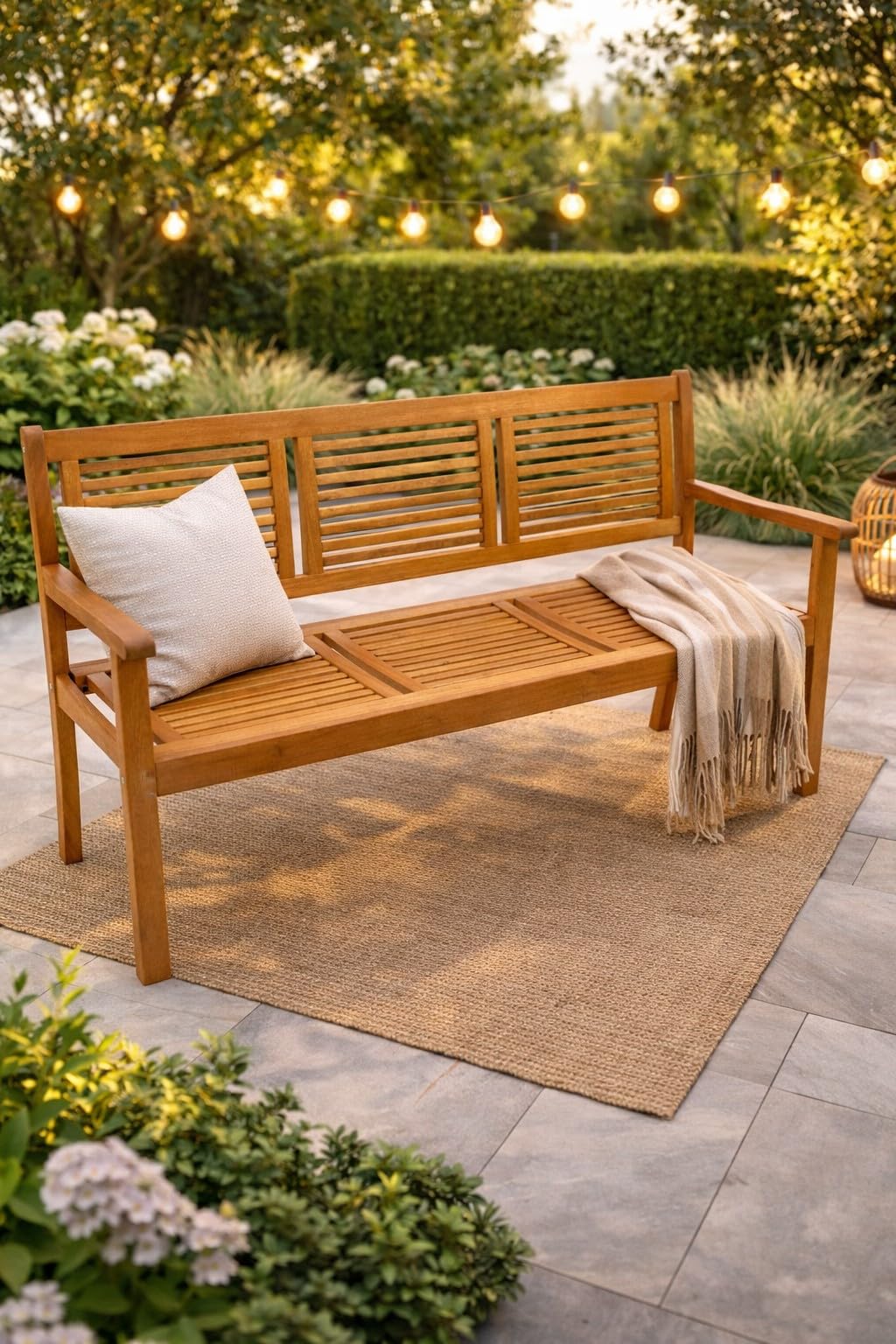 DEGAMO Gartenbank Holzbank CORUNA 3-sitzer 160cm, Eukalyptusholz braun geölt, Outdoor