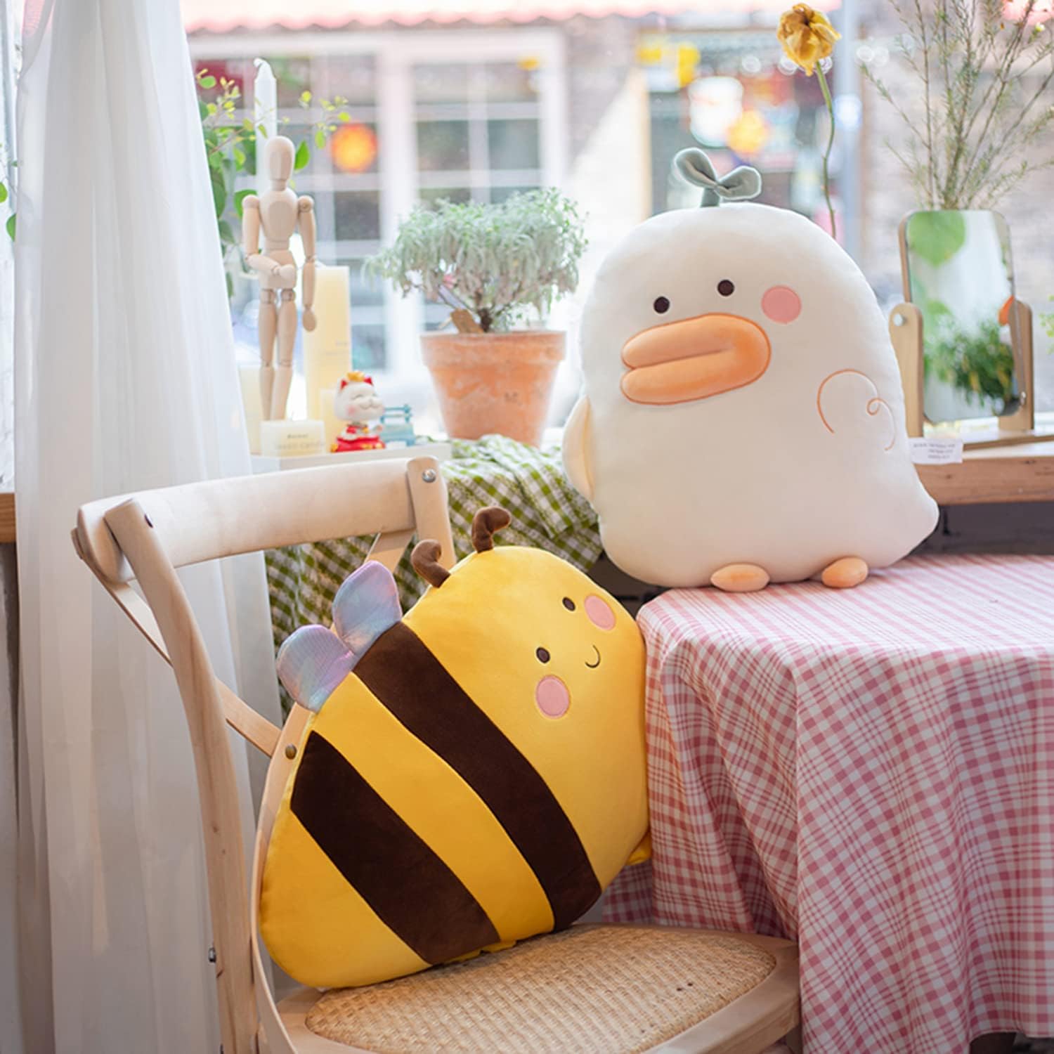 GOOC 20 Inch Plush Bumblebee Stuffed Animal Bumble Bee Hugging Pillow Honey Bee Plushies Throw Pillow Bee Anime Gift for Kids and Lovers in Birthday,Valentine's Day,Christmas...