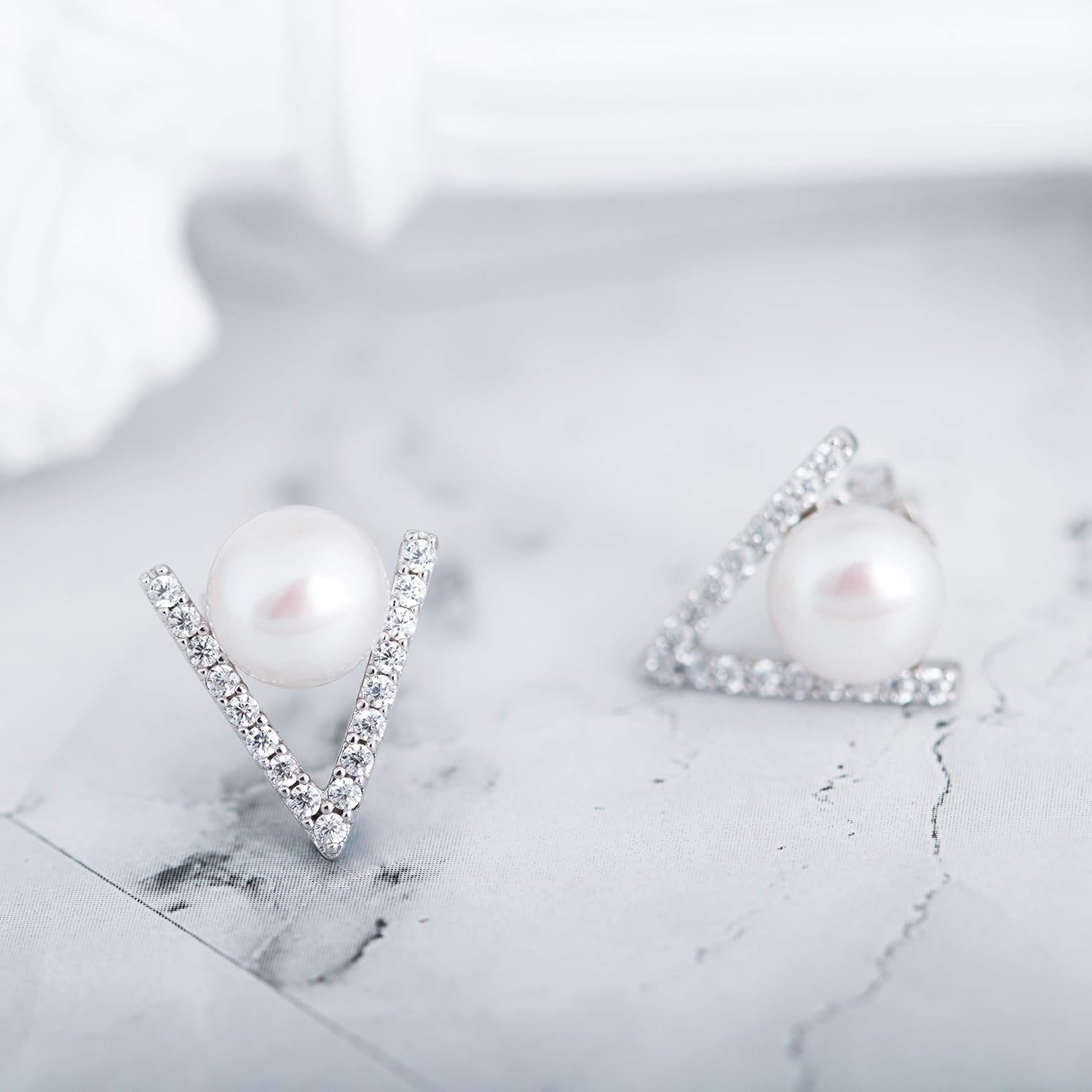 Molah Sterling Silver 6.5-7mm Genuine Cultured Freshwater Pearl and Cubic Zirconia Chevron Stud Earrings