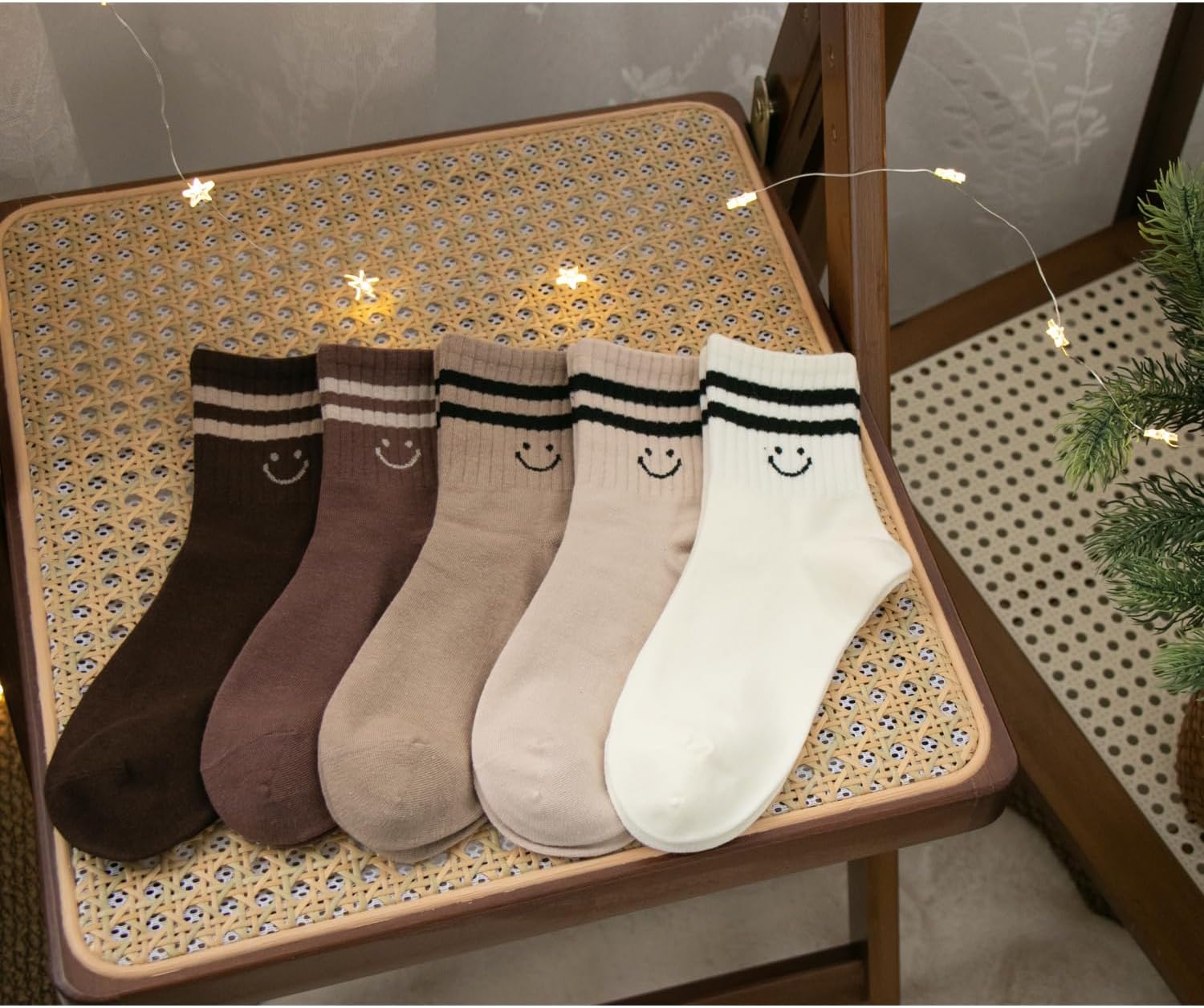 Deeorla Womens Striped Crew Socks Brown Vintage Retro Athletic Socks 5 Pairs