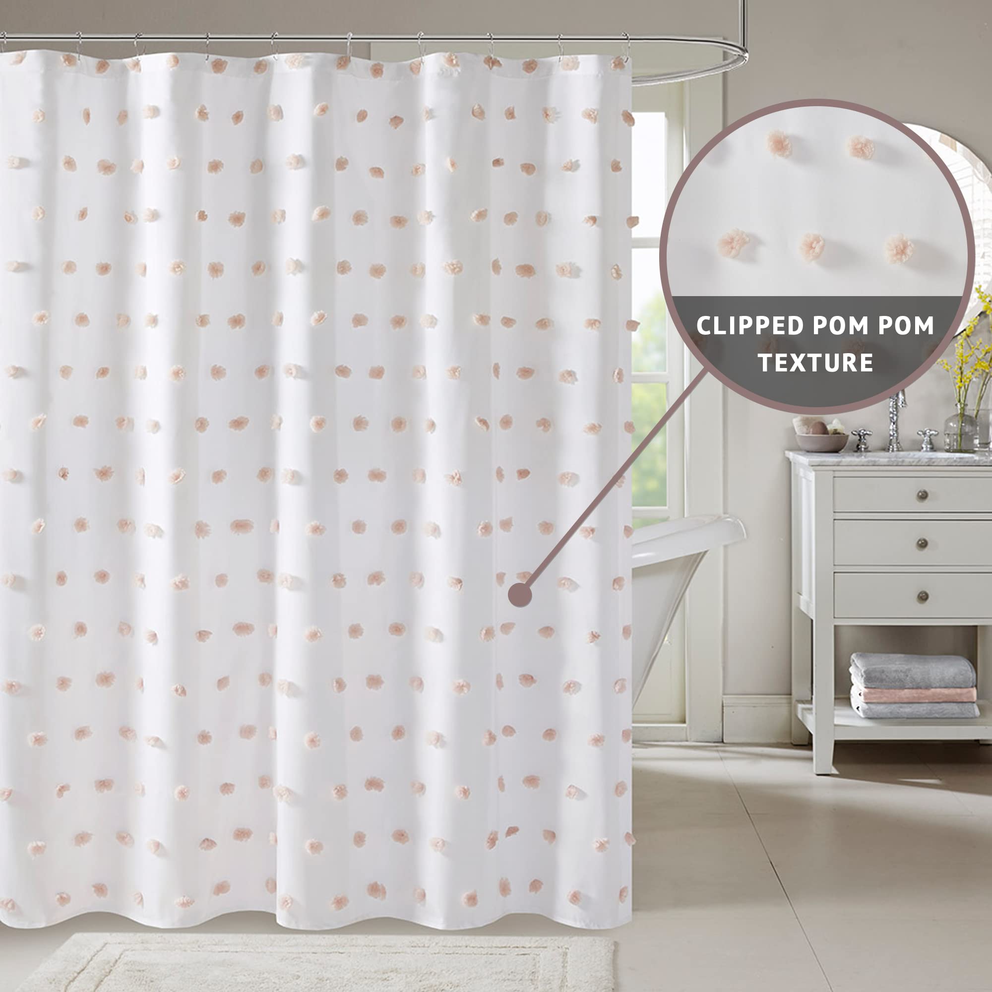 Madison Park Sophie - Cortina de Ducha Moderna con Pompones texturizados, decoración Moderna de baño, Lavable a máquina, Pantalla de privacidad para baño, 72 x 72 Pulgadas, Blanco/Rubor | Añade privacidad, lavable a máquina, certificado OEKO-TEX