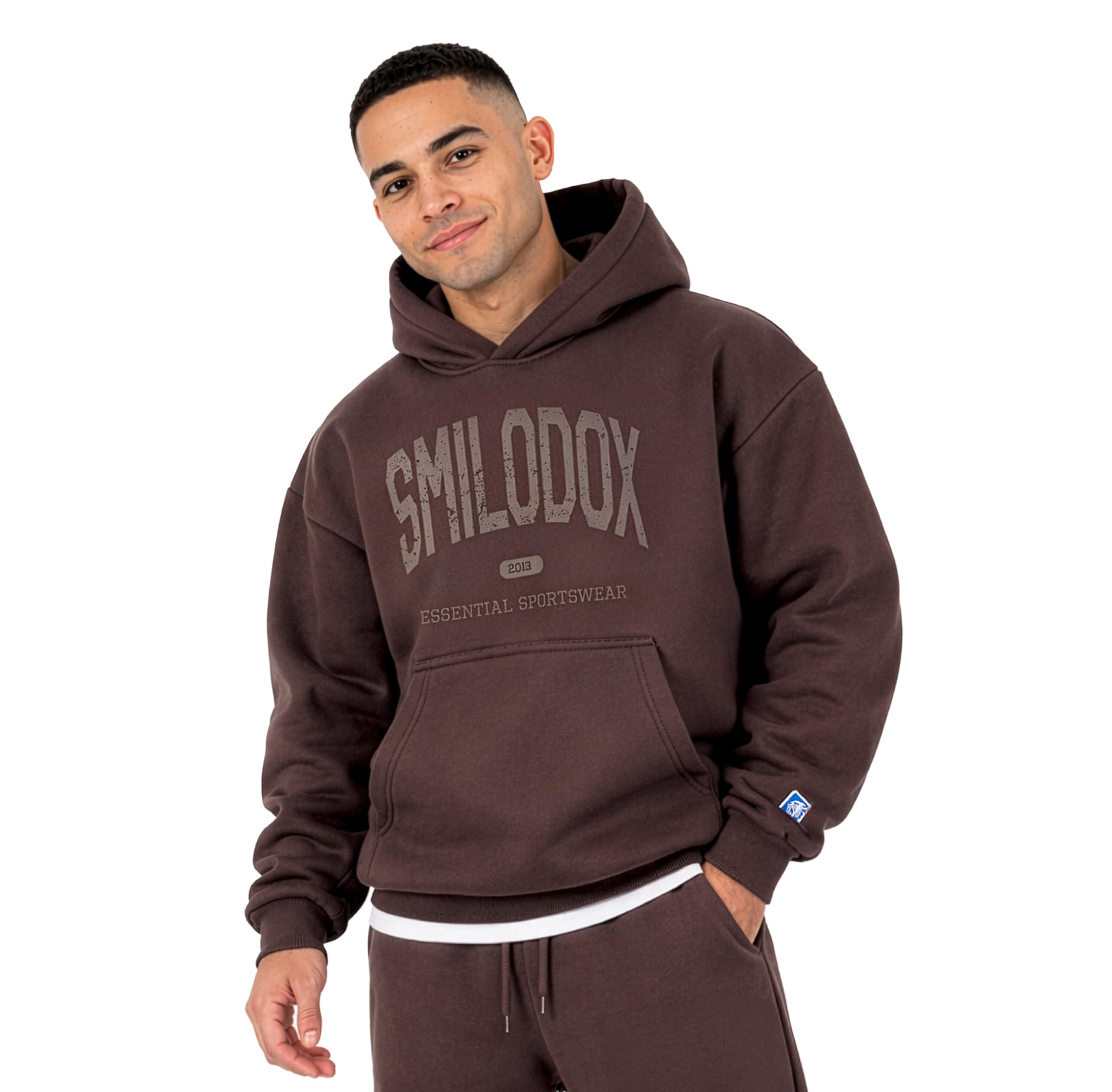 SMILODOX Hoodie Herren Oswin, Oversized Fit Kapuzenpullover mit Frontprint & gesticktem Patch, Tunnelzug-Kapuze, Sweater mit Kängurutasche, Rippbündchen, weiches Sweatmaterial, lässiger Look