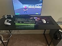 Review Image by Maxwell Castrillo Maxwell Castrillo