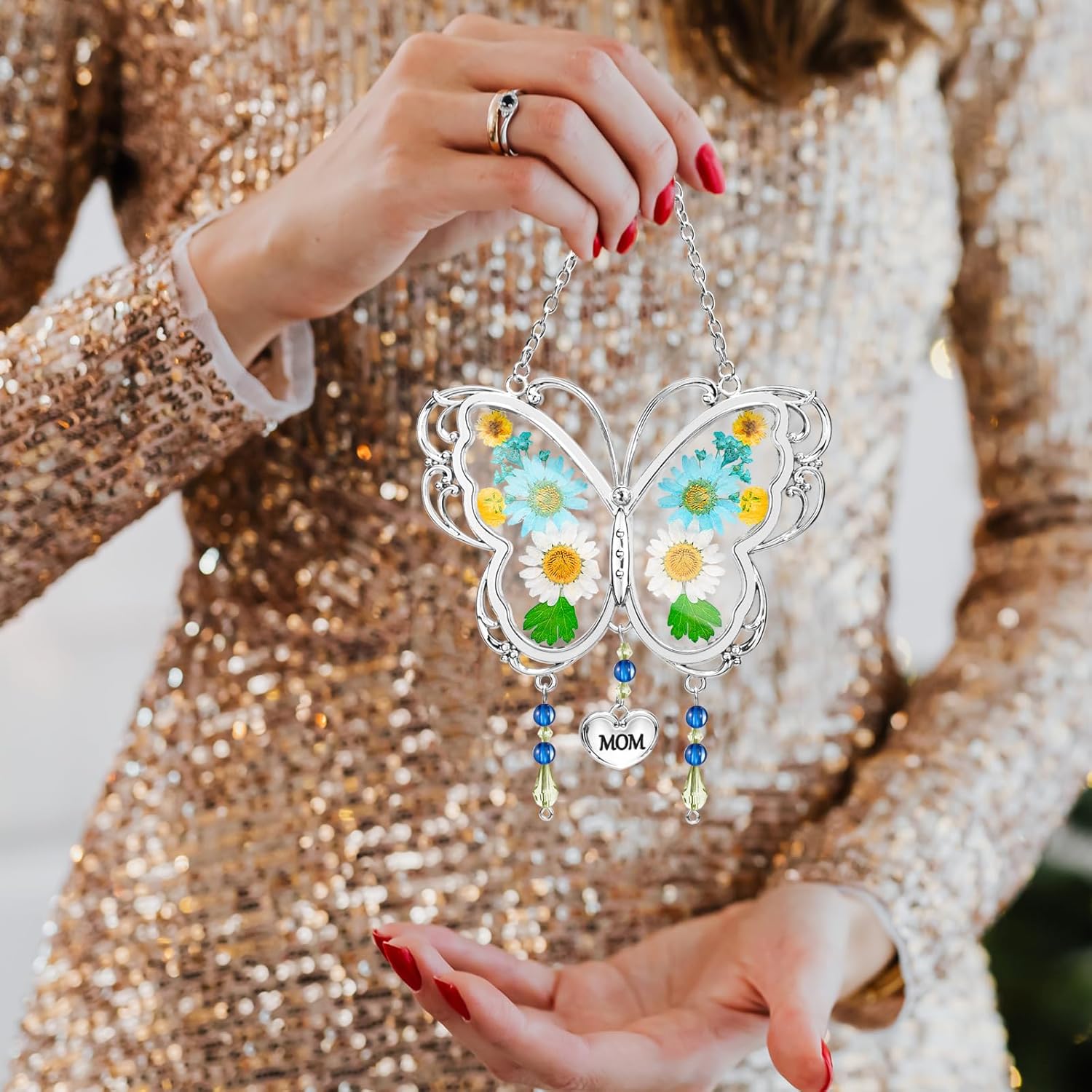 LARAINE Butterfly Suncatcher with Pressed Flower Wings Mom Mother's Day Butterfly Glass Wind Chime Ornament Charm with Metal Heart Gifts for Mom Grandma Aunt Birthday (Grandma, Blue) - Image 6