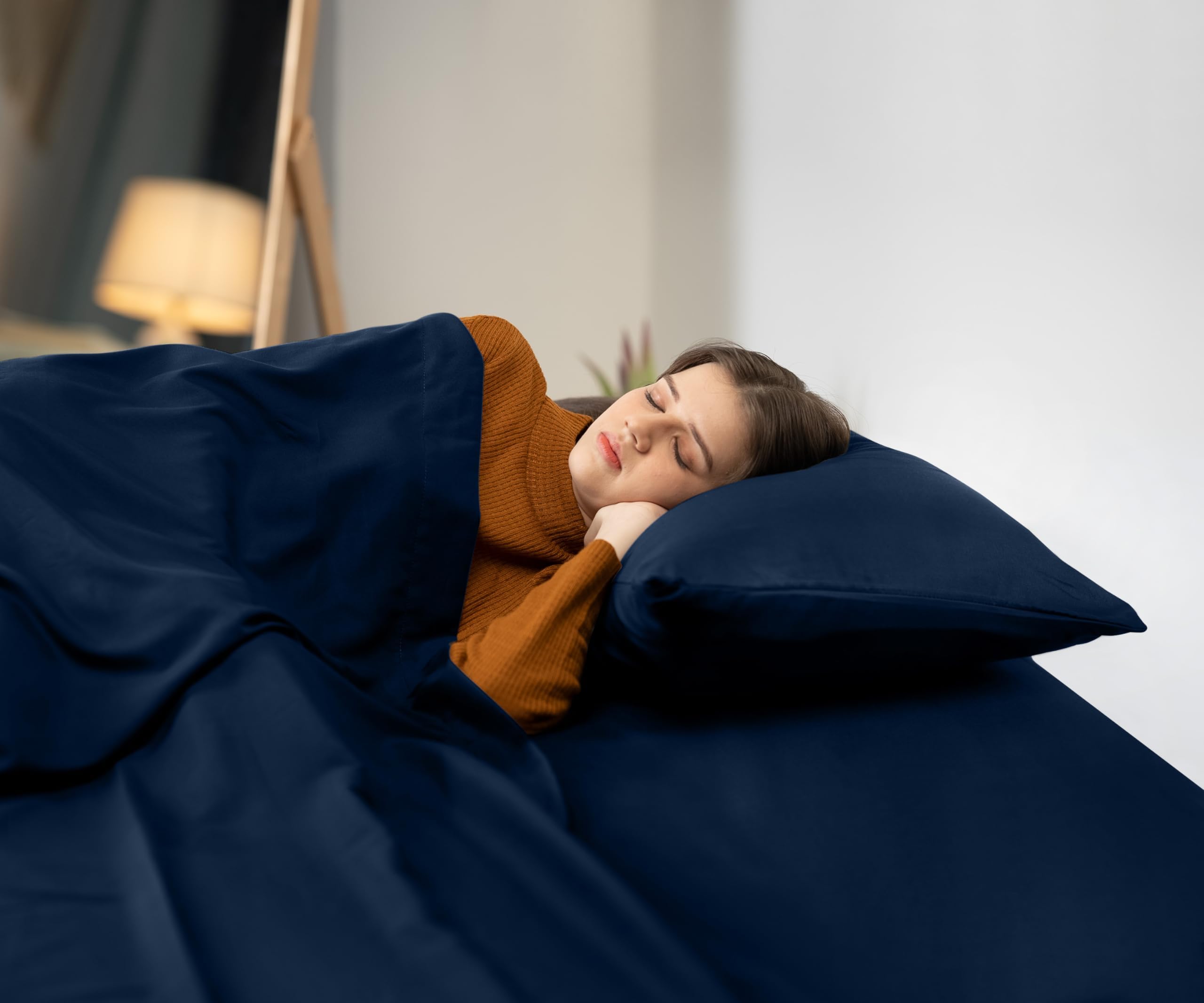 Utopia Bedding 4-Częściowy Haftowanych Zestaw Prześcieradeł 180x200 cm - Poliester Mikrofibra, Prześcieradło Dopasowane, Płaskie Prześcieradło I 2 Haftowane Poszewki Na Poduszki, Granatowy