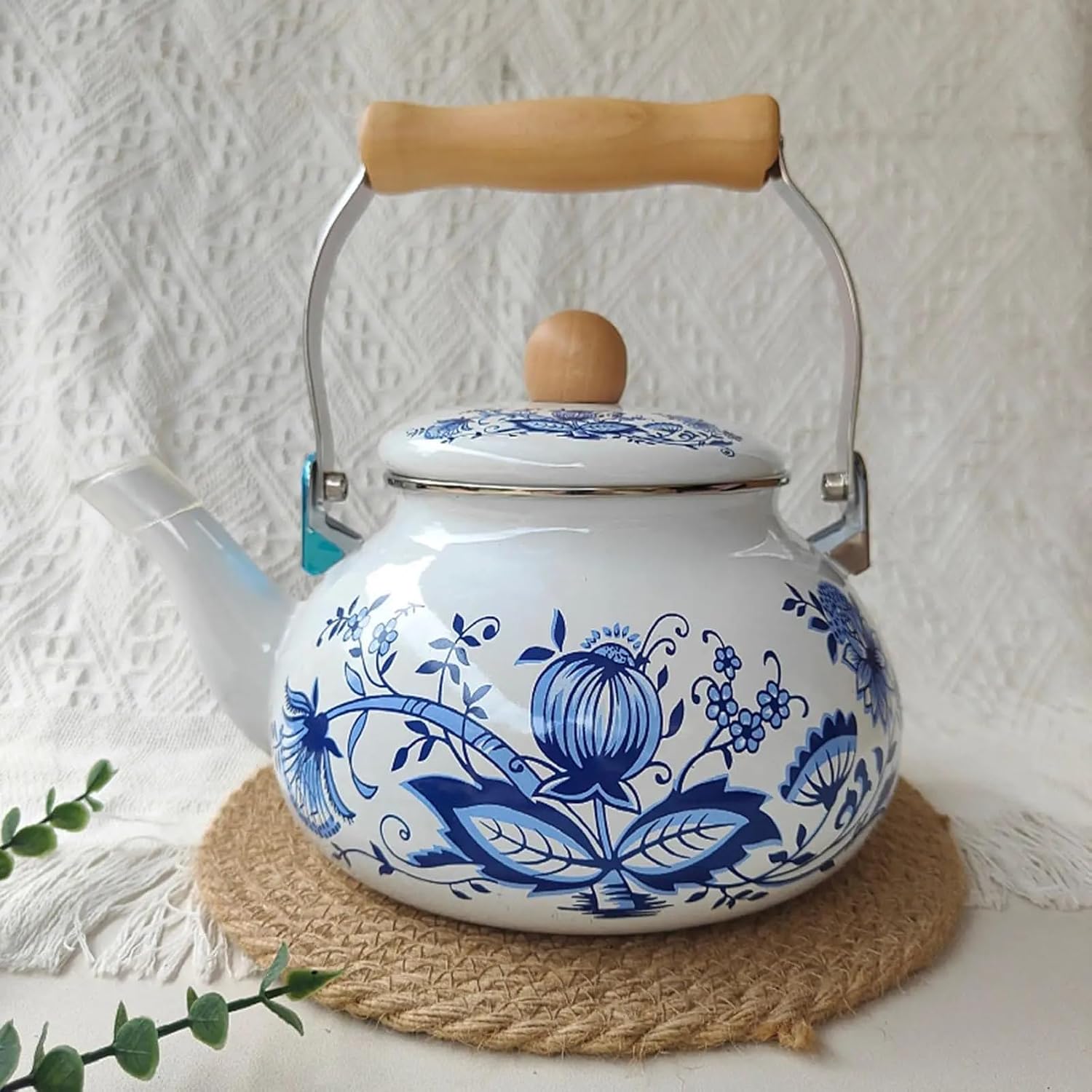 White Enamel Kettle with Vintage Blue Floral Pattern 2.5L Tea Pot for Household Stovetop Boiling Water