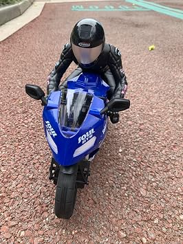 2.4G Remote Control Motorcycle RC Stunt Vehicle Electronic Dift Racing Cars 1:16 Scale with Self-Balancing Single-Wheel Functions
