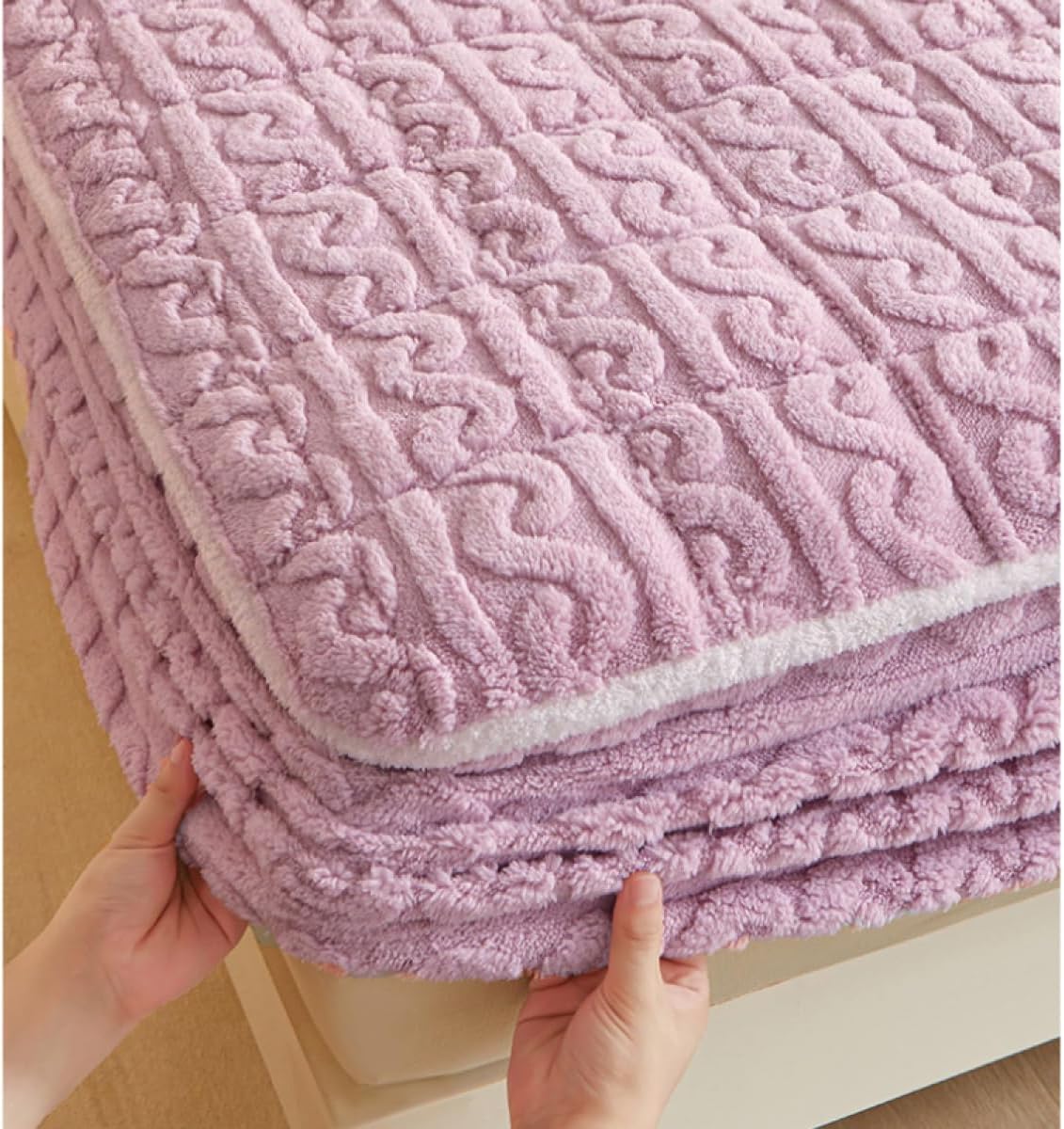 Mattress Cover Fitted Sheet Skin-Friendly Mattress Topper Thickened Velvet Mattress Protector Breathable Mattress Dustproof Pad Cover for Bed Decoration-Green||Queen:59inchx79inch(1pcs)