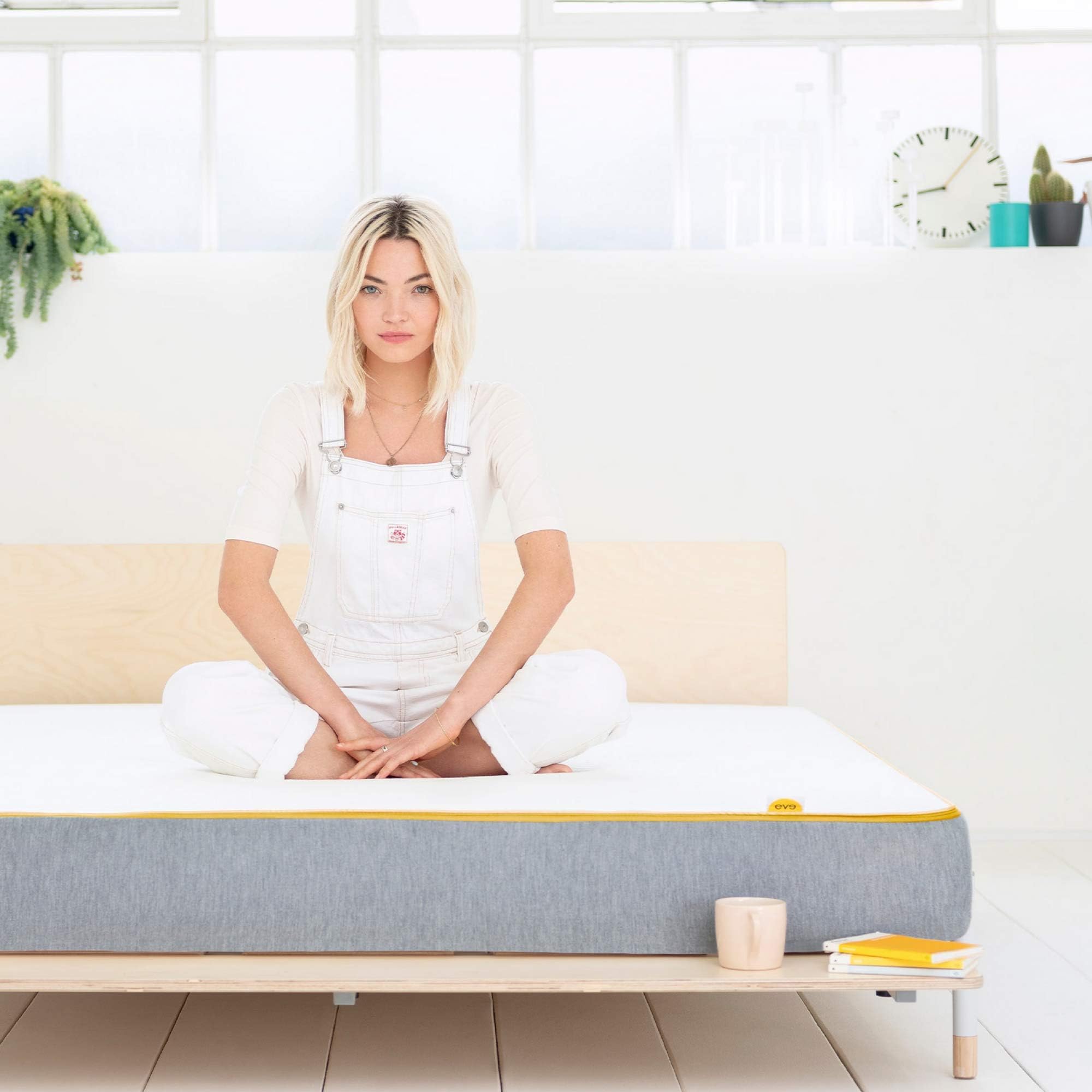 eve Sleep Lighter Hybrid Spring and Memory Foam Mattress | Breathable, 10 Year Warranty, Which? Best Buy 2019 Mattress, Double (135 x 190 cm) Grey