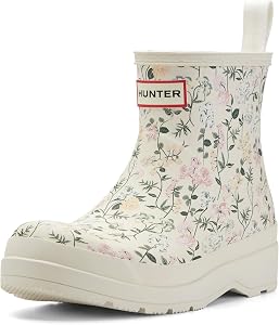 HUNTER womens WOMENS PLAY SHORT BOOT Rain Boot