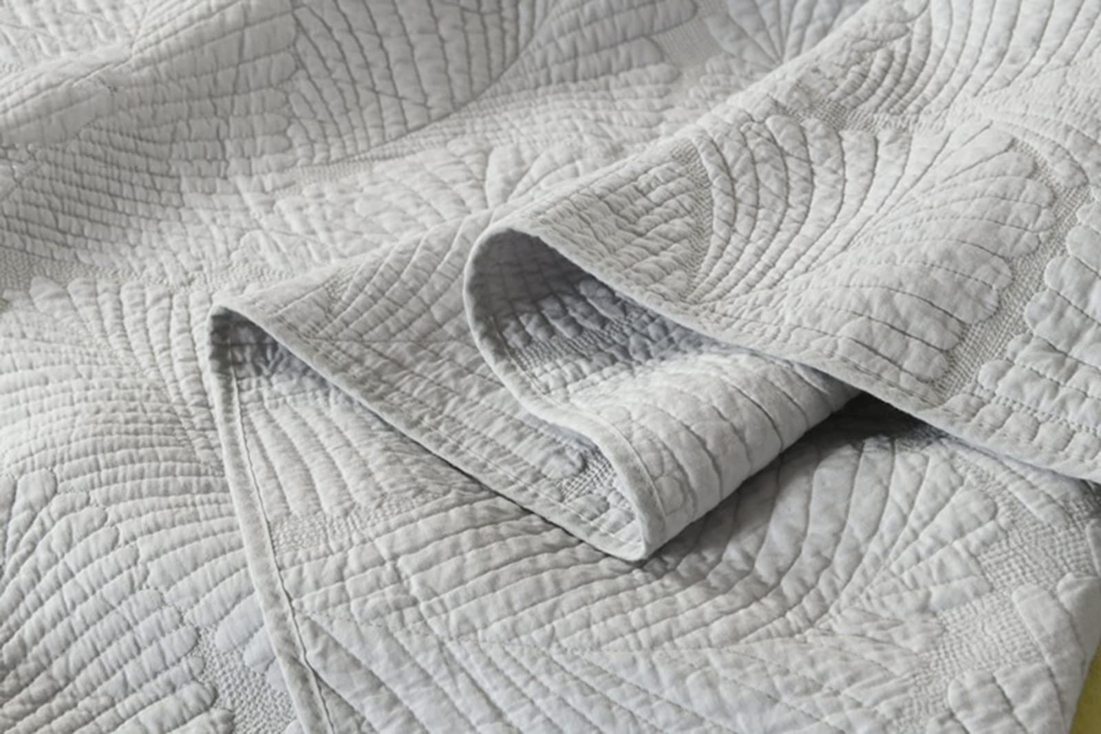 KISKIS Lujo Acolchado Colcha Ligero Reversible Bordada Sobrecama Juegos De Ropa De Cama + 2 Fundas De Almohada,Gris,Double 230x250cm