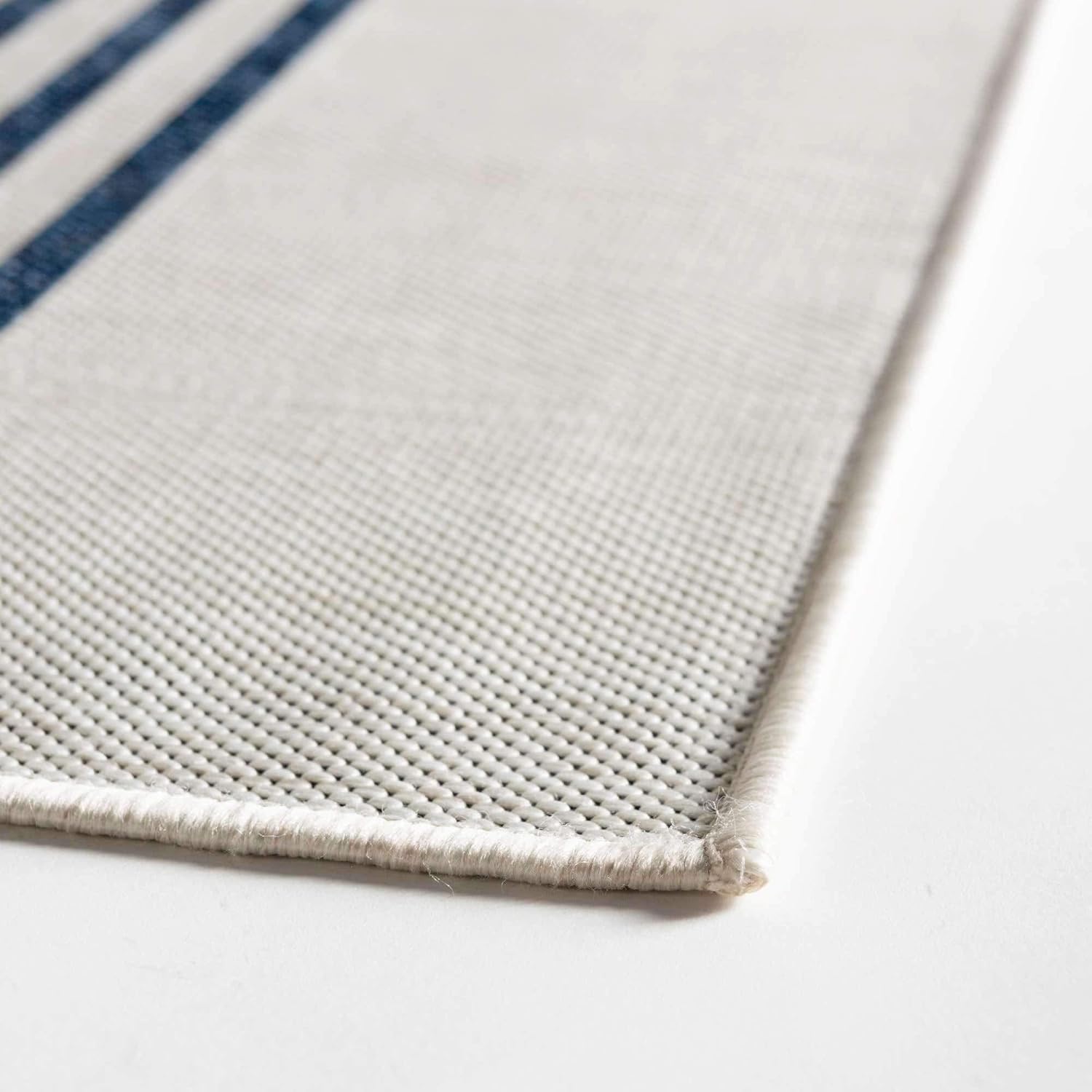5' x 7' Blue Stripe Synthetic Outdoor Rug