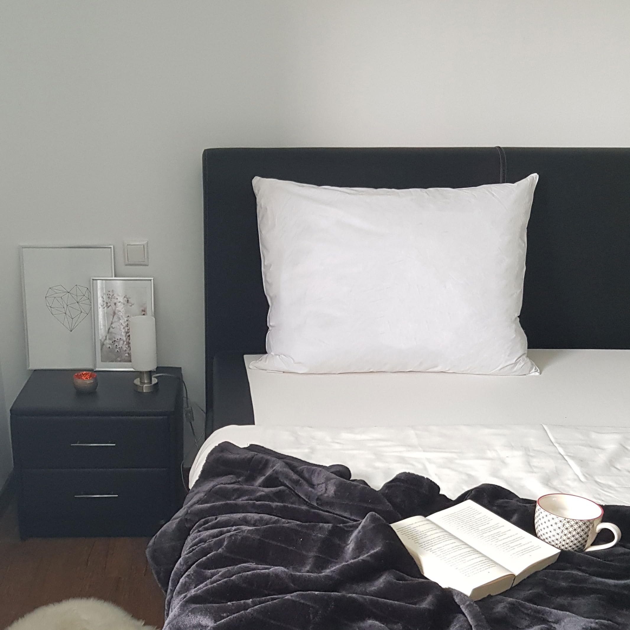ZOLLNER Poduszka z piór, jakość hotelu, gęsie pióra, 70x90 cm, 1500gr.