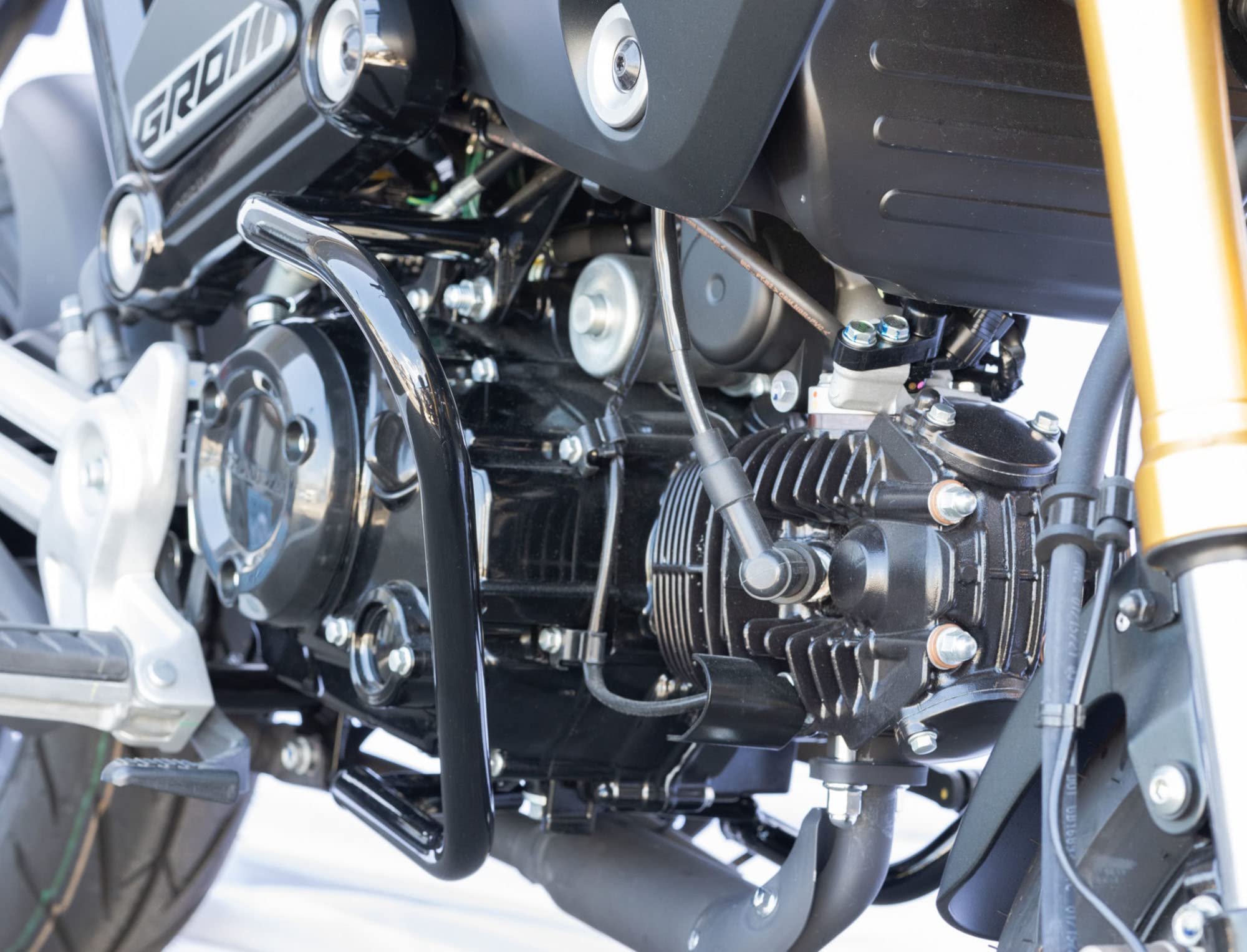 Amazon | キジマ(Kijima) バイクパーツ エンジンガード スチール製 