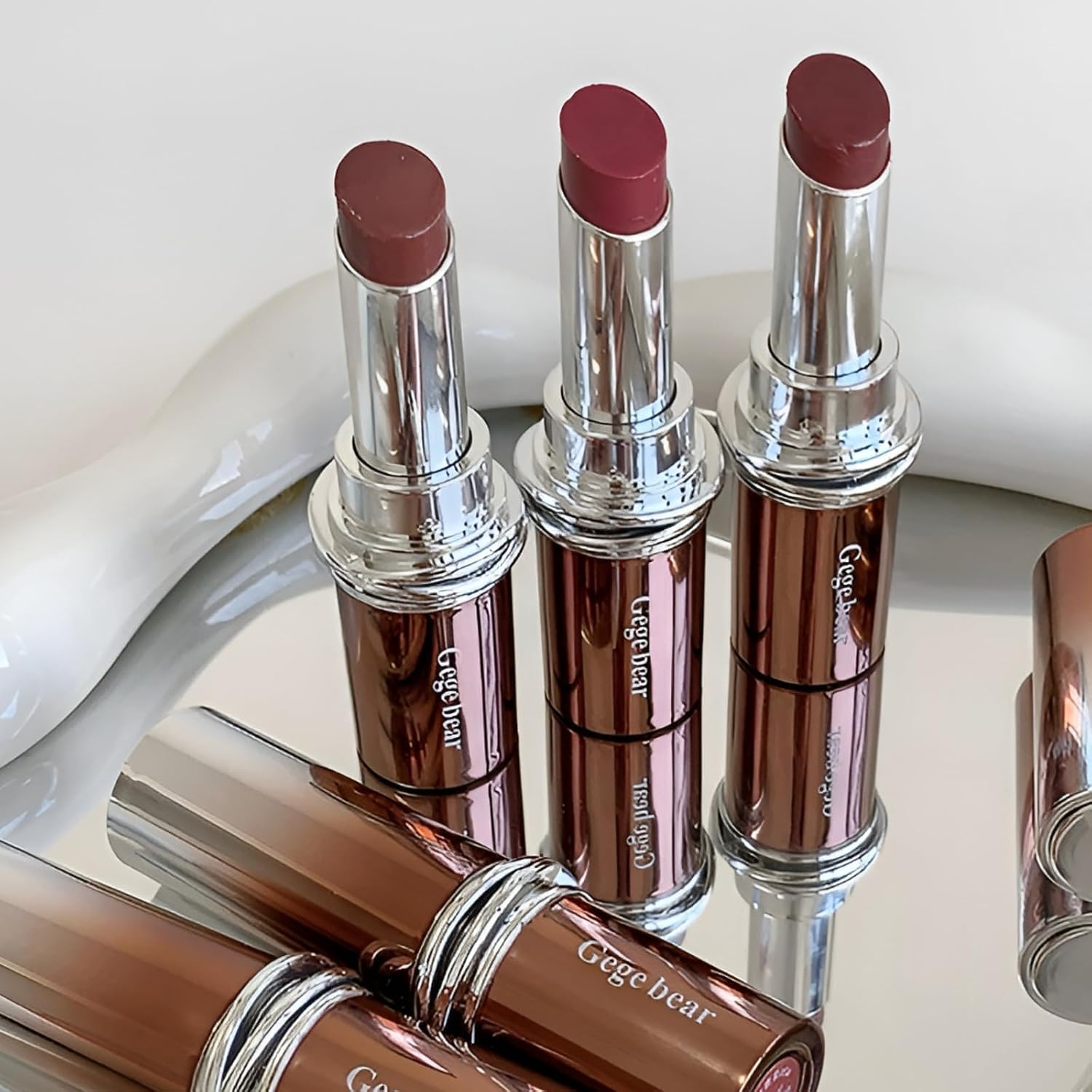 Gege Bear Aqua Essence Lipstick | Smooth Glide | Long-Lasting | Moisturising & Glossy Wear | Full Lip Coverage | High Shine Finish | Gives Fuller-Lip Effect & Extra Hydration| Cruelty-Free (02#Warm Coral Red, 3.3g)-image-34