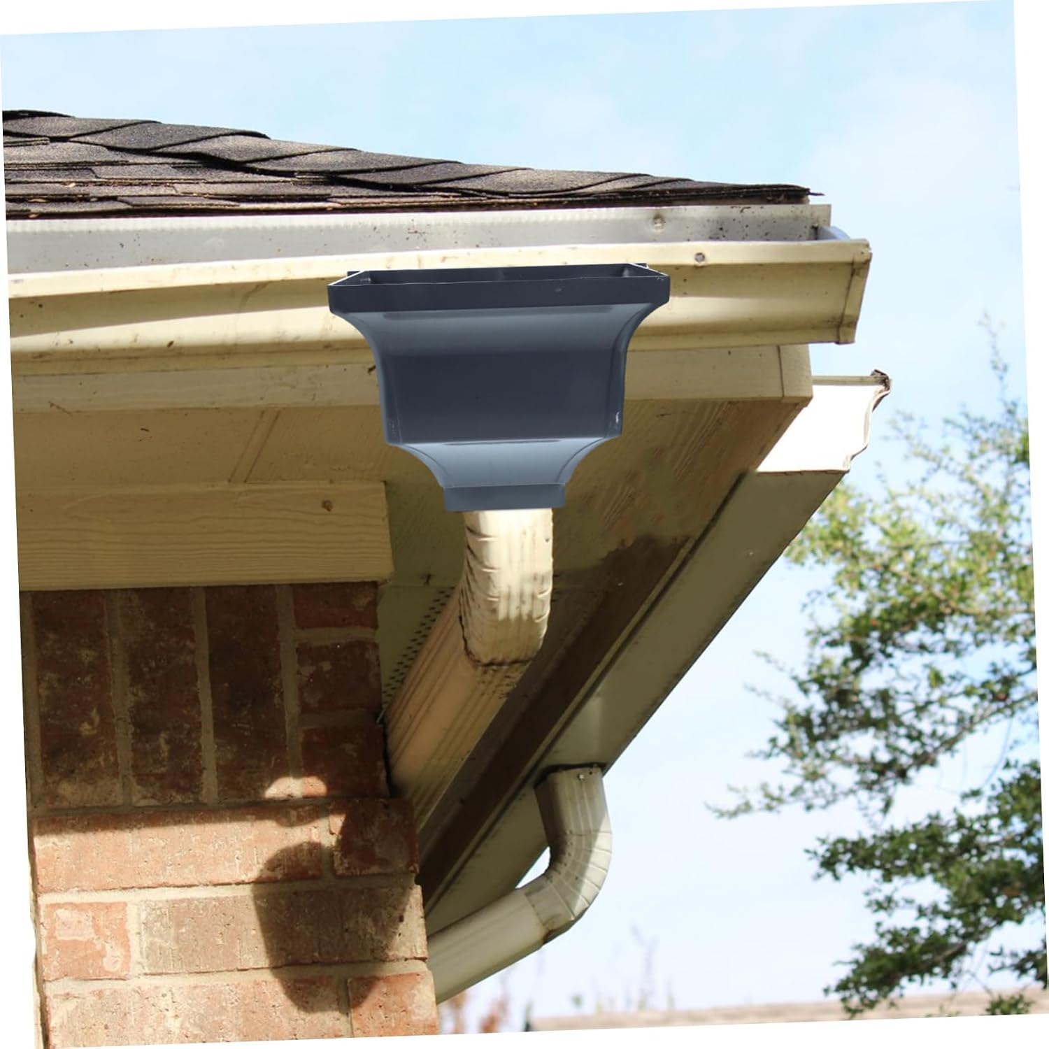 Uonlytech Aluminum Alloy Downspout Drain Extension Curved Rainwater Diverter 90x120mm Gutter Splash Block Roof Water Pipe Collector for Home Rainwater Management