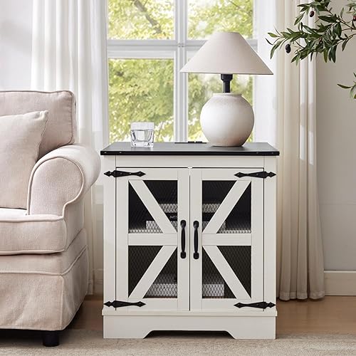 Mesa auxiliar grande de granja con estación de carga y puerta de granero de malla, mesita de noche rústica de madera negra con estante de