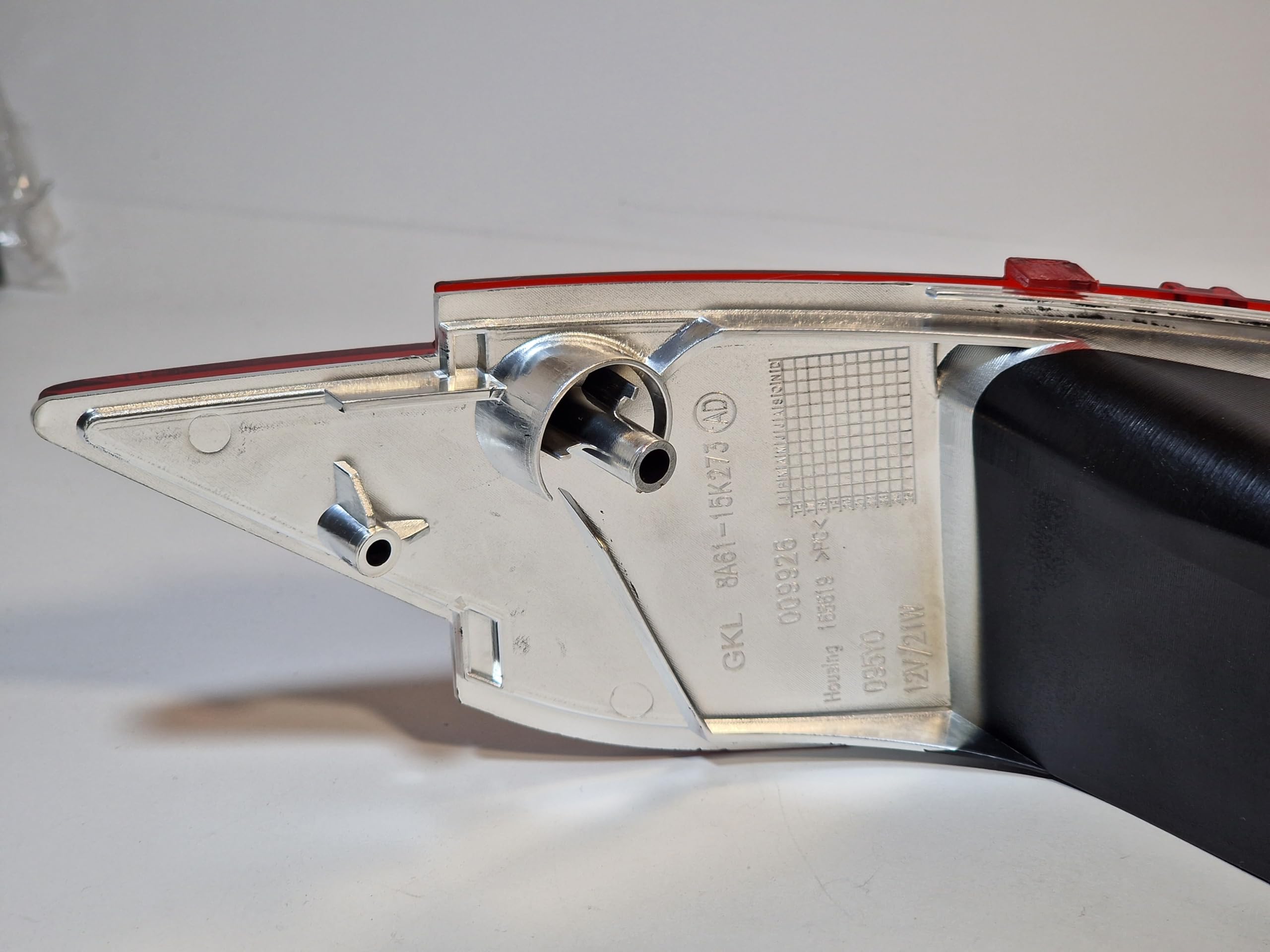 Riflettore sinistro compatibile con Ford Fiesta