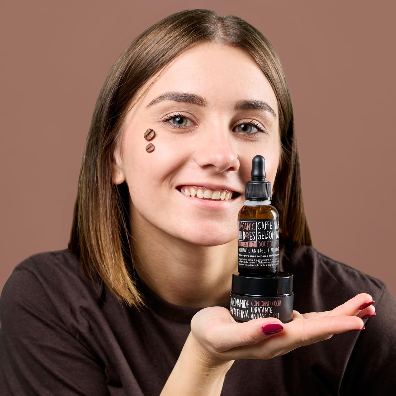 Organic Heroes | Contorno occhi antirughe Caffeina e Niacinamide Bio, Azione su borse e occhiaie, Contiene Caffeina naturale, Allevia borse e stanchezza, Contiene gelsomino, Azione antiage, 30ml