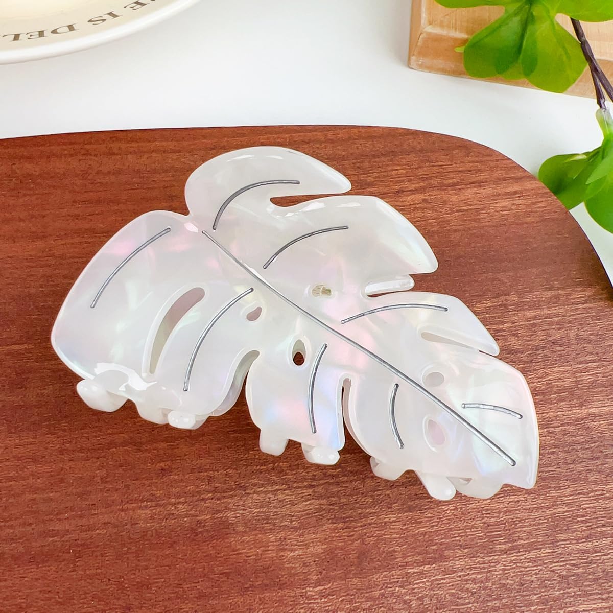 女性の大きな葉形ヘアピン、女性の高級ヘアピン、薄くて濃密なカール、滑り止めの強い爪の白いヘアピン