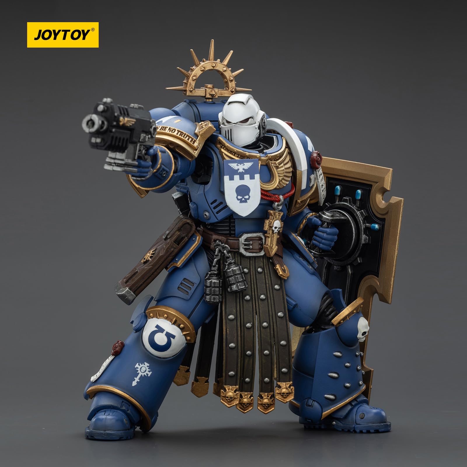 JOYTOY Warhammer 40k Ultramarines Torvald con Spada del Potere, Scudo Tempesta e Pistola a Impulsi 1/18 Figura d'Azione da Collezione e Modello da Esposizione