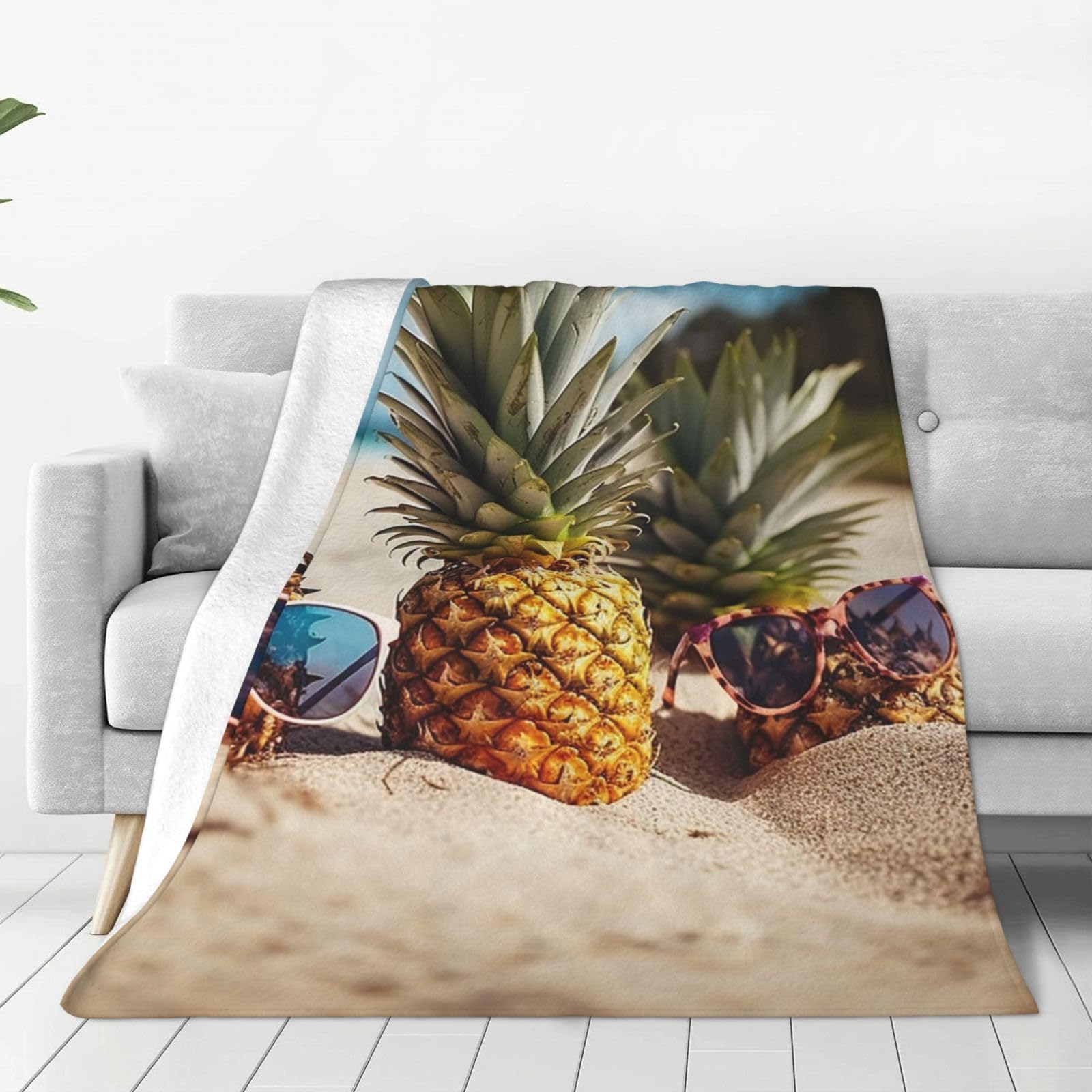 Pineapple Sunglasses Sand Beach Throw Blanket for Couch, Plush Fuzzy Soft Flannel Blankets and Throws for Sofa, 40"x30" Bed Blankets for Travel Camping Chair, All Season Warm Fleece Blanket