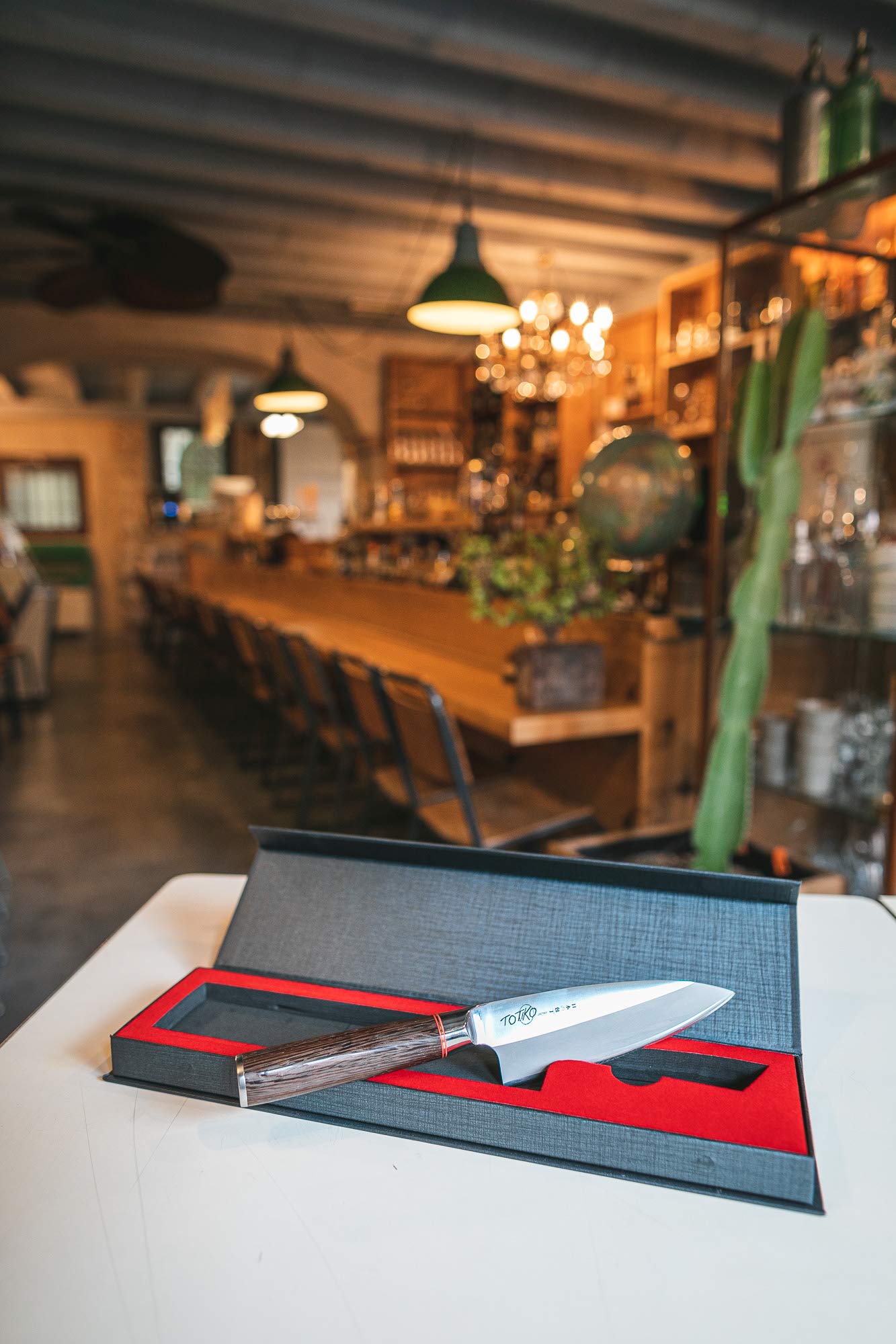 Coltello da Cucina Professionale Giapponese, Coltello Professionale in Acciaio, Lama da 18,5cm, Deba, Manico in Legno Trattato, Coltello da Pesce - Sakai Japan Knives