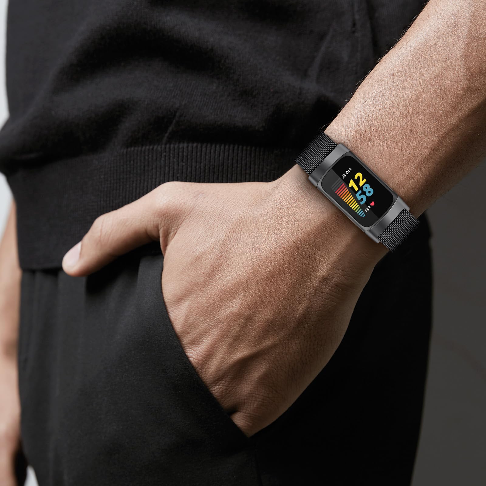 ELUTENG Cinturino Compatibile con Fitbit Charge 6/Fitbit Charge 5 Cinturino per Donne Uomini, 2 Pezzi Bracciale di Ricambio in Metallo in Acciaio Inossidabile con Magnete Migliorato, Nero & Argento