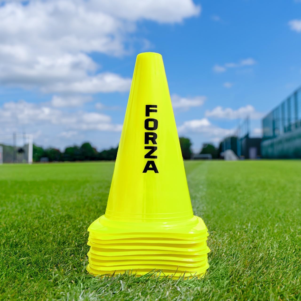 FORZA Conos Marcadores de Entrenamiento Multideportivos – Conos de Tráfico de Plástico Resistentes para Todos los Deportes y Entrenamiento | Colores Fluorescentes
