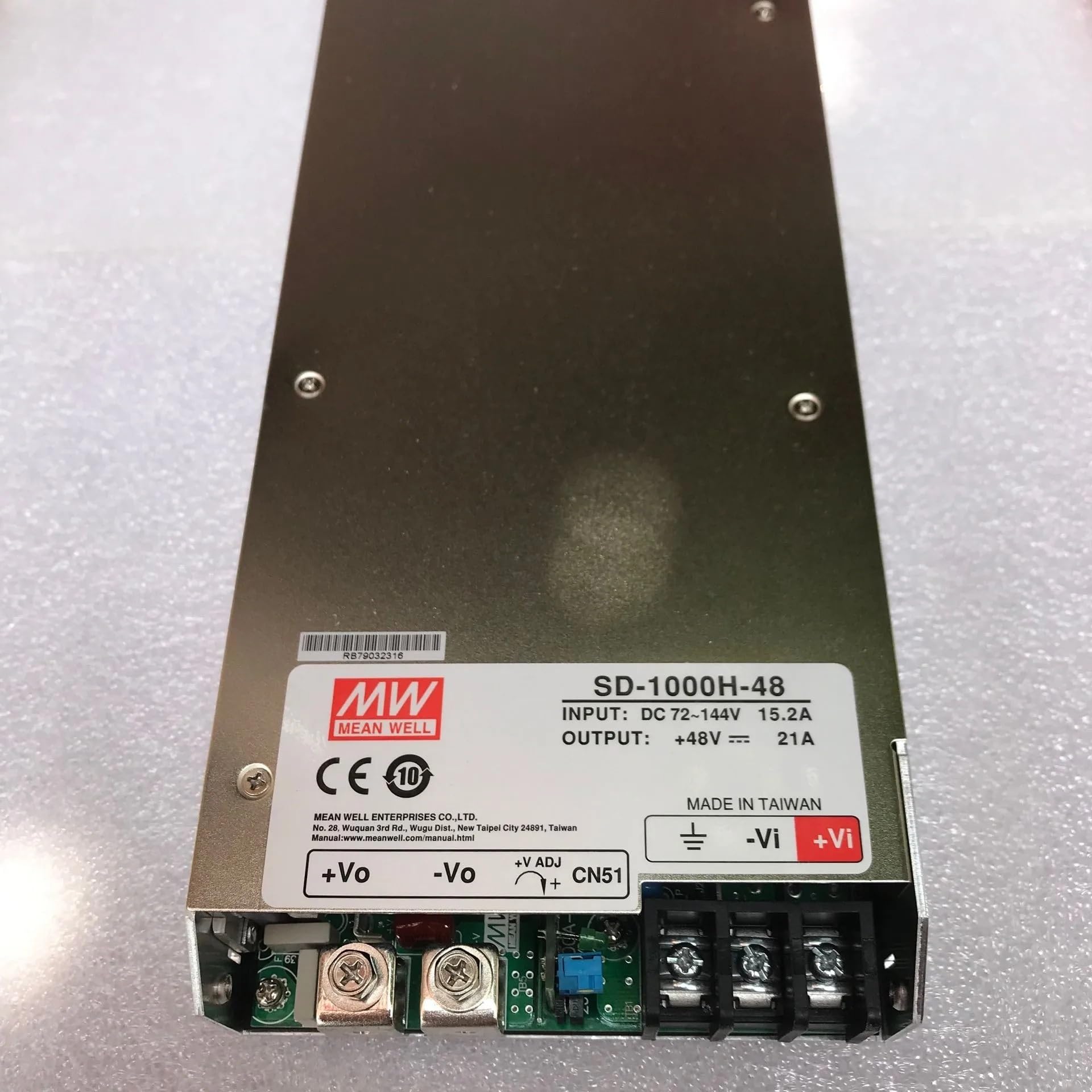 Caricabatterie for auto SD-1000(SD-1000L-24V)
