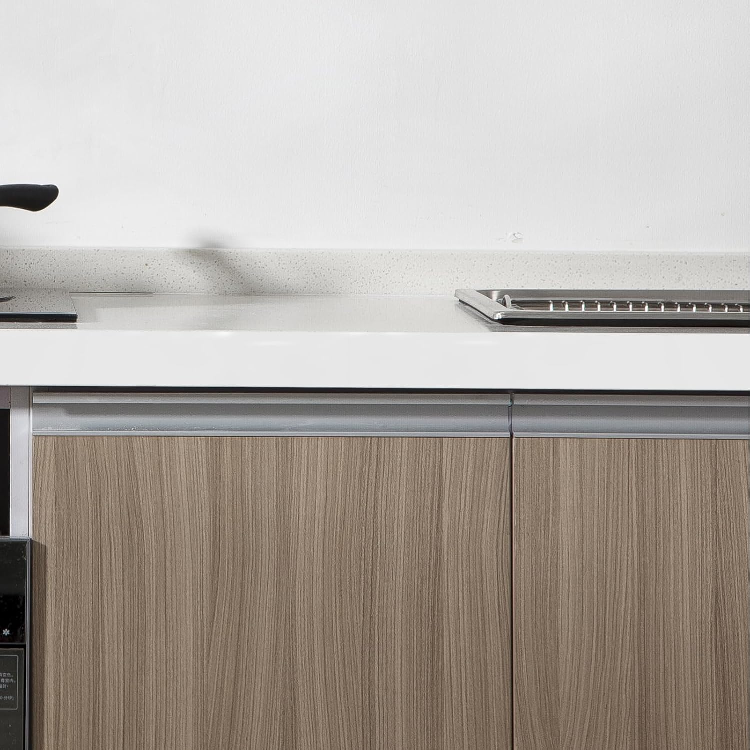 1roll Peel and Stick PVC Self-Adhesive Baseboard Trim Wall for Home Decor Easy Installation and Easy to Clean