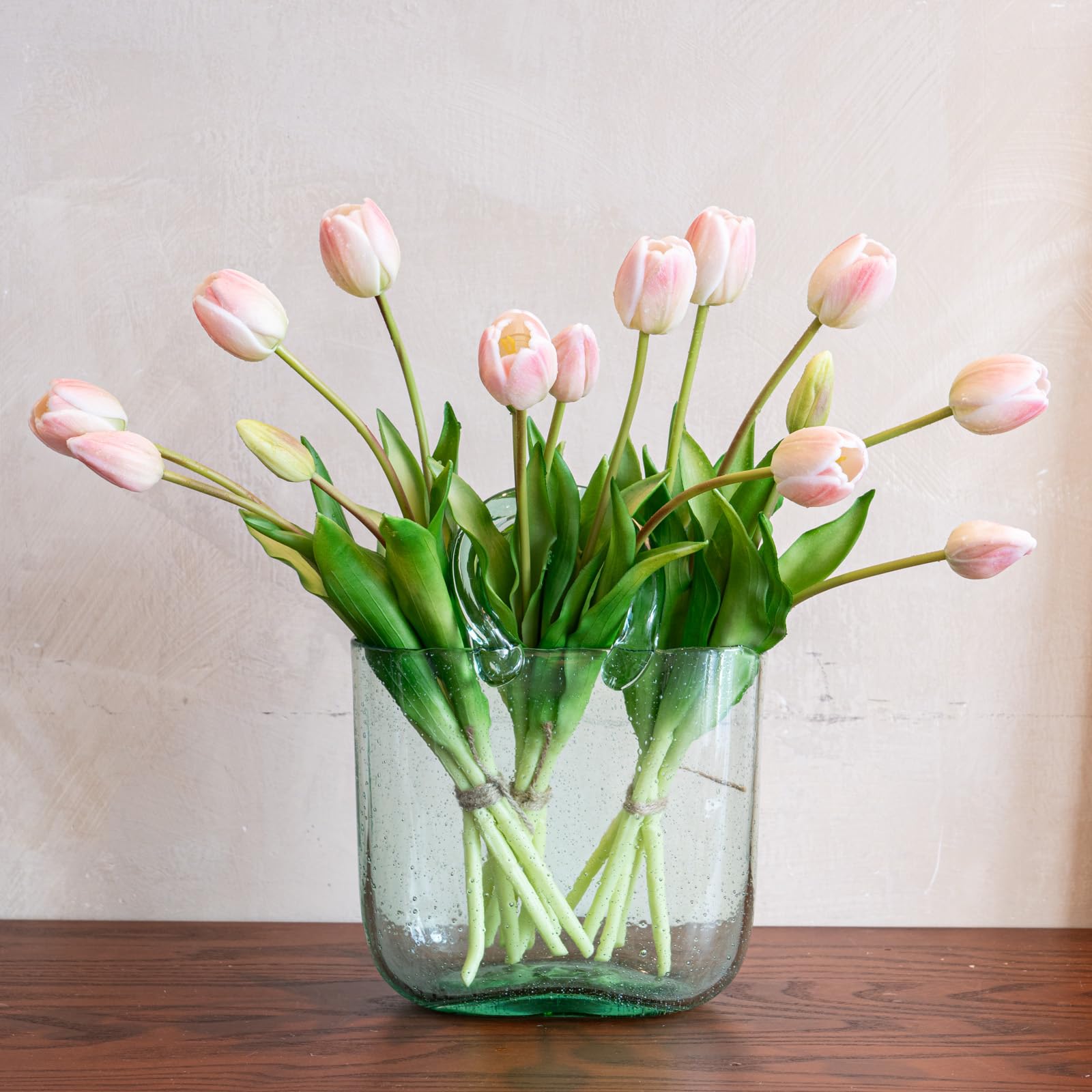 Yonza Powder Pink Tulips