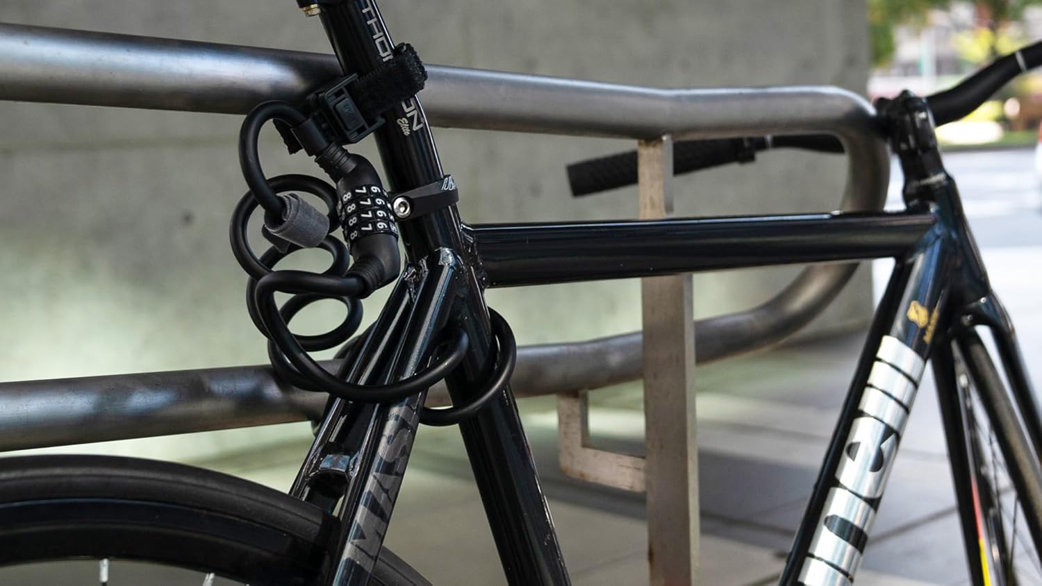 ULAC - ZEN MASTER Spiral Cable Lock | Resettable Combination Lock| Up to 10,000 Combinations | With Fixing Bracket | Reliable Security