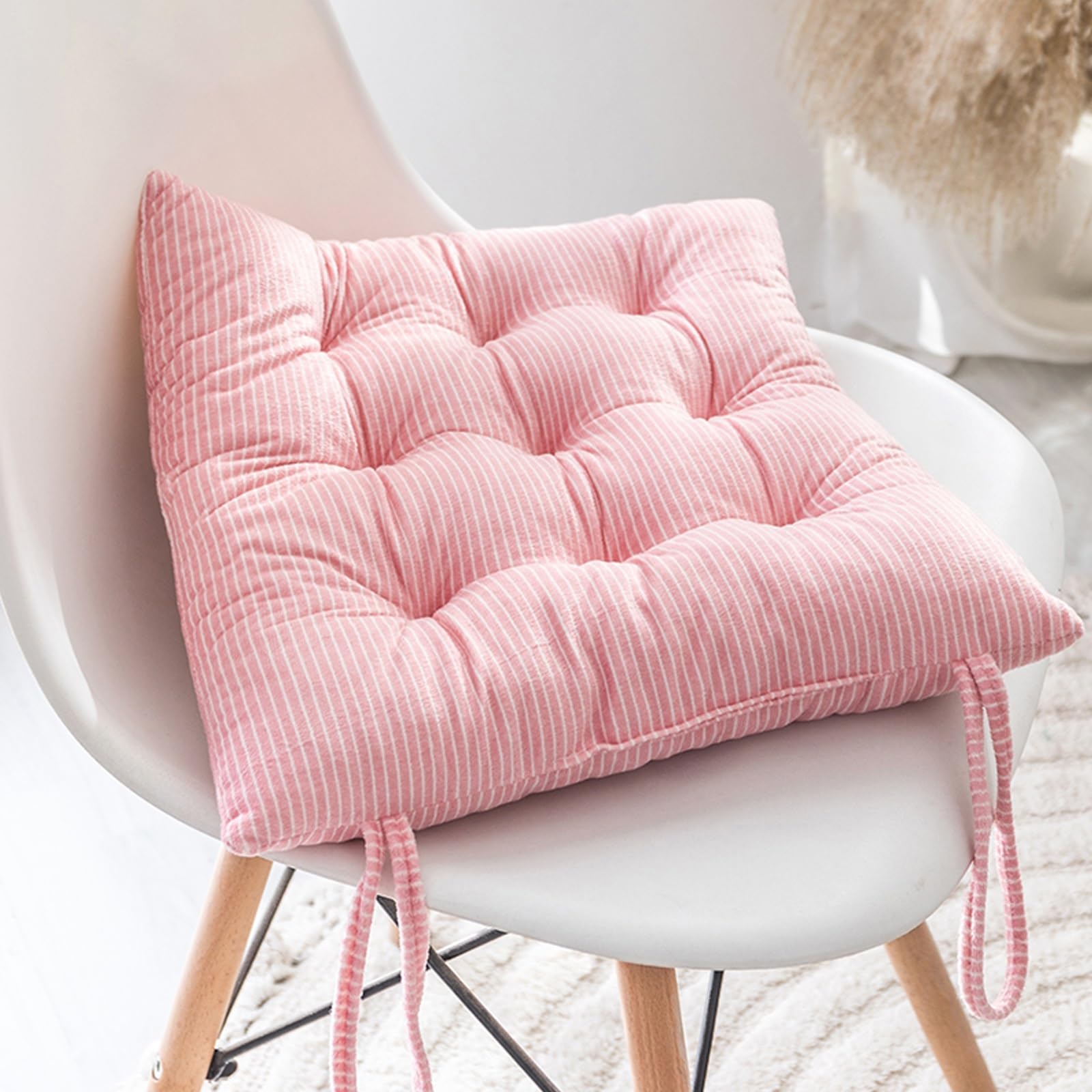 Coussin de siege carre rose pour sublimer le confort de votre salon