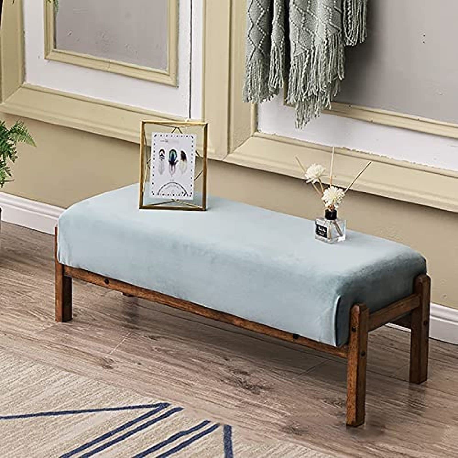 Banc d'entrée gain de place pour ranger vos chaussures au sec