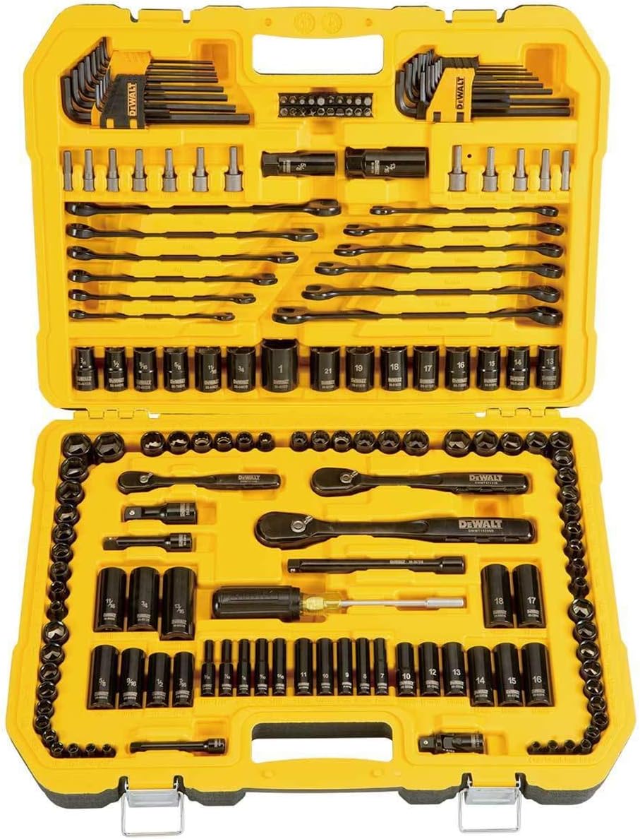 DEWALT¨ 181 Piece Mechanics Tool Set