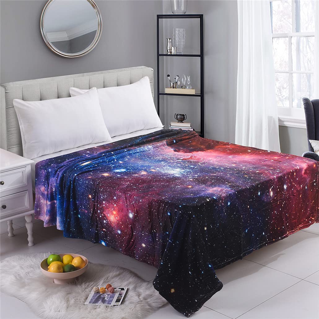 Couverture de Canapé Spatiale, Couverture Polaire Galaxie Couverture Peluche Confortable pour Voyage Canapé Fauteuil Lit Couples Hommes Femmes, 200 cm x 150 cm, Multicolore