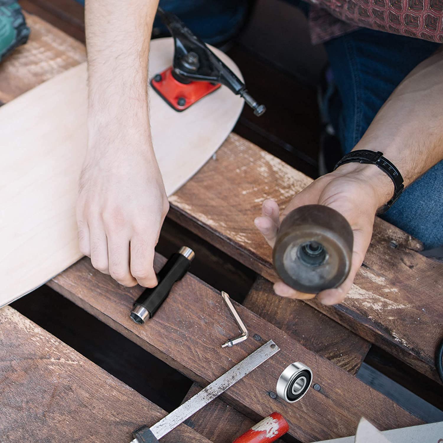 Outils de Skate,Outils de Skate Tout-en-Un Accessoire d'outil de Planche à roulettes en T avec Tournevis Cruciforme de Type L pour Outil de Skateboard