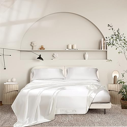 YUEZAISHOU Sábanas de satén blancas tamaño Queen, juego de sábanas de seda de 4 piezas tamaño Queen, juego de ropa de cama de lujo extra suave y YUEZAISHOU Sábanas de satén blancas tamaño Queen, juego de sábanas de seda de 4 piezas tamaño Queen, juego de ropa de cama de lujo extra suave y