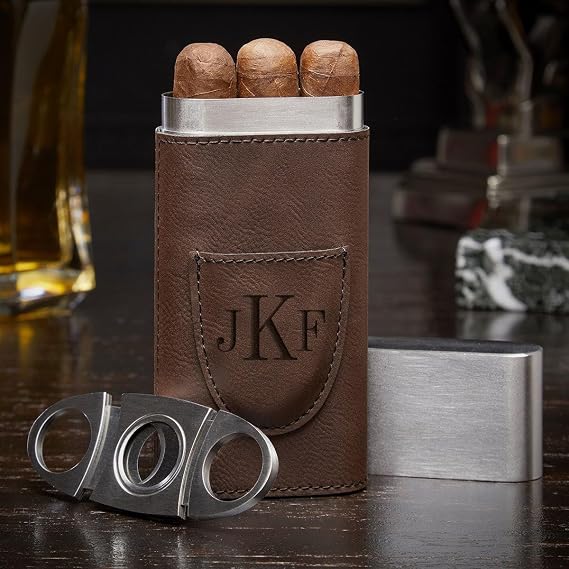 HomeWetBar Monogrammed Travel Cigar Case with Cigar Cutter