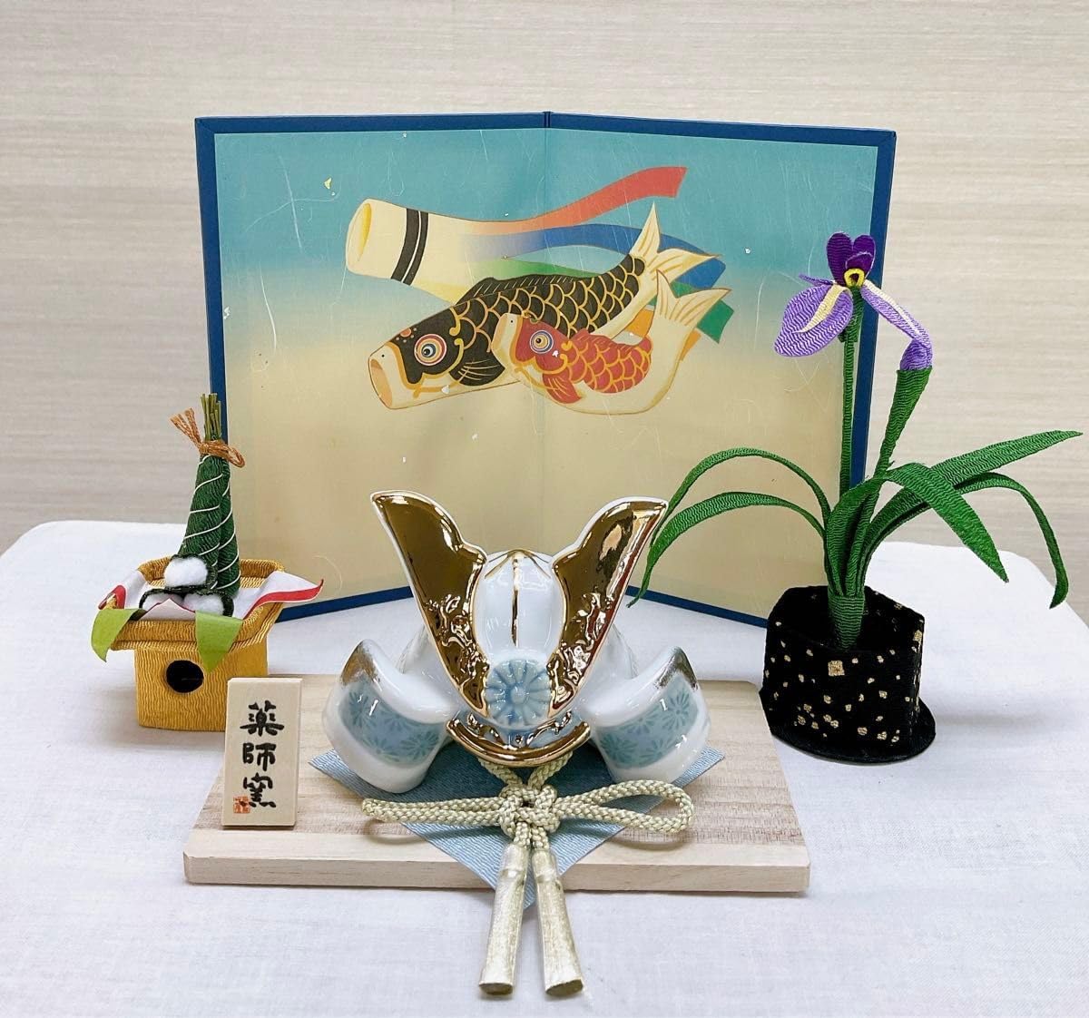 楽天市場】兜 兜飾り 五月人形 コンパクト 陶器 おしゃれ 置物