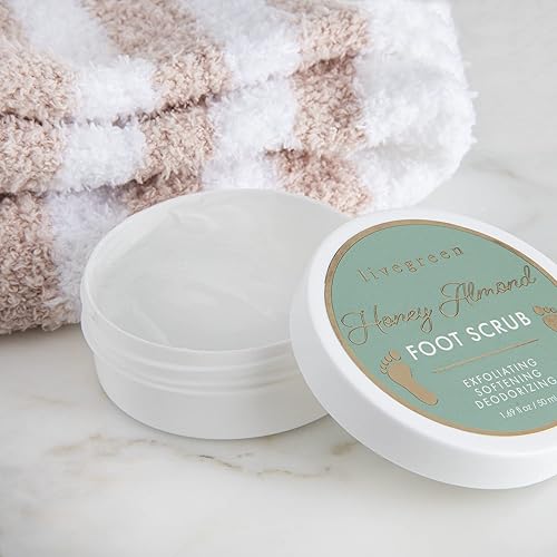 Miniatura 4 de Live Green Set de regalo de baño y cuerpo, juego de spa de pies con calcetines peludos, loción y exfoliante (almendra miel)