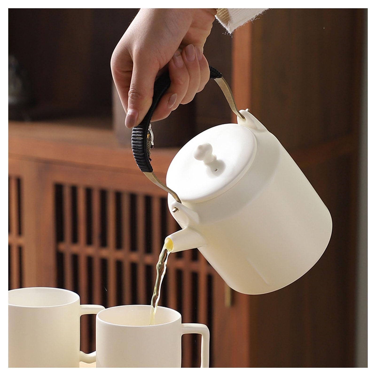 Porcelanowy czajniczek w stylu vintage, 600 ml, odporny na wysokie temperatury, ceramiczny czajnik na ceremonię parzenia herbaty, idealny do parzenia herbaty i kawy, elegancki design, do codziennego
