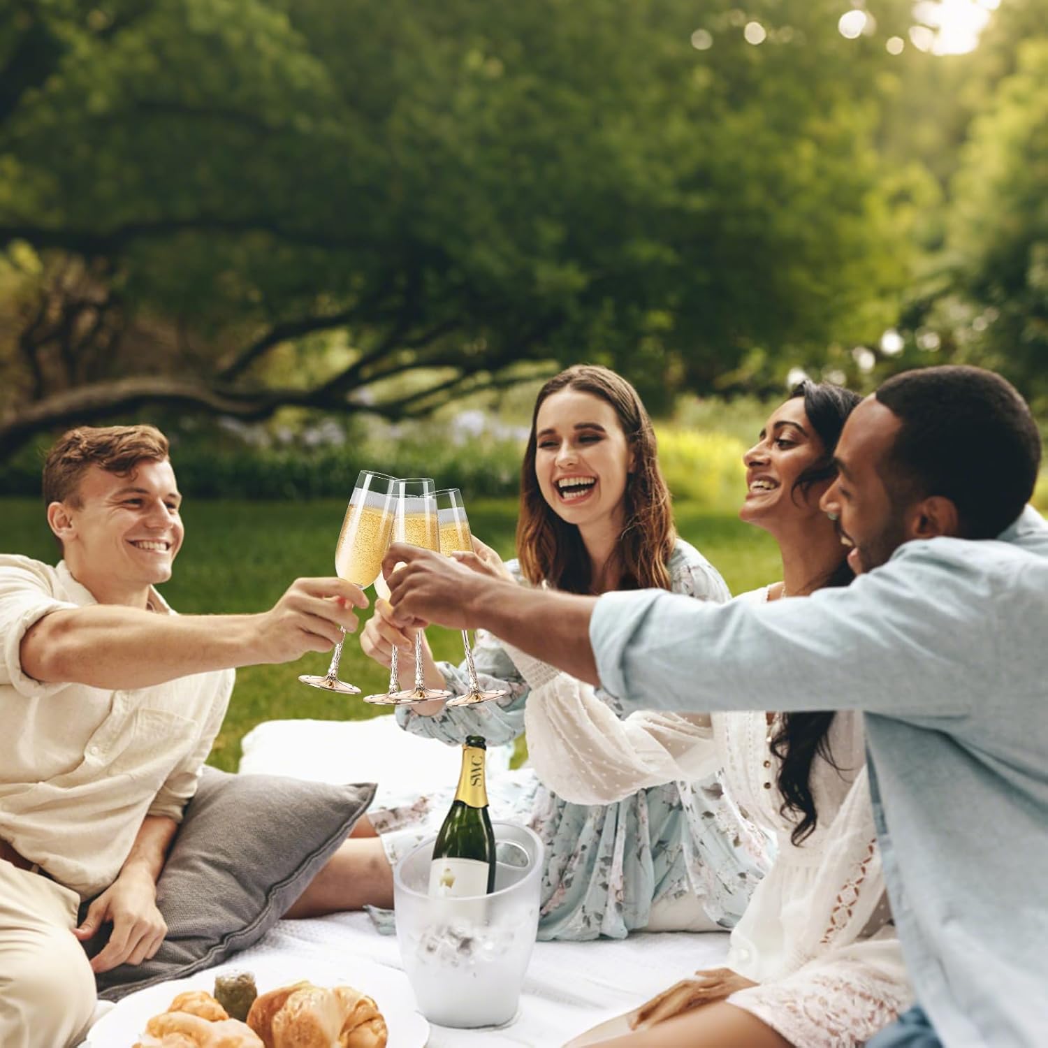 Hanjue Champagne Glasses Set of 2, Clear Champagne Flutes 7 Oz - Ideal for Gifts,Parties, Wedding, Christmas, Long-lasting and Reusable Bar Glassware (Gold) - Image 3