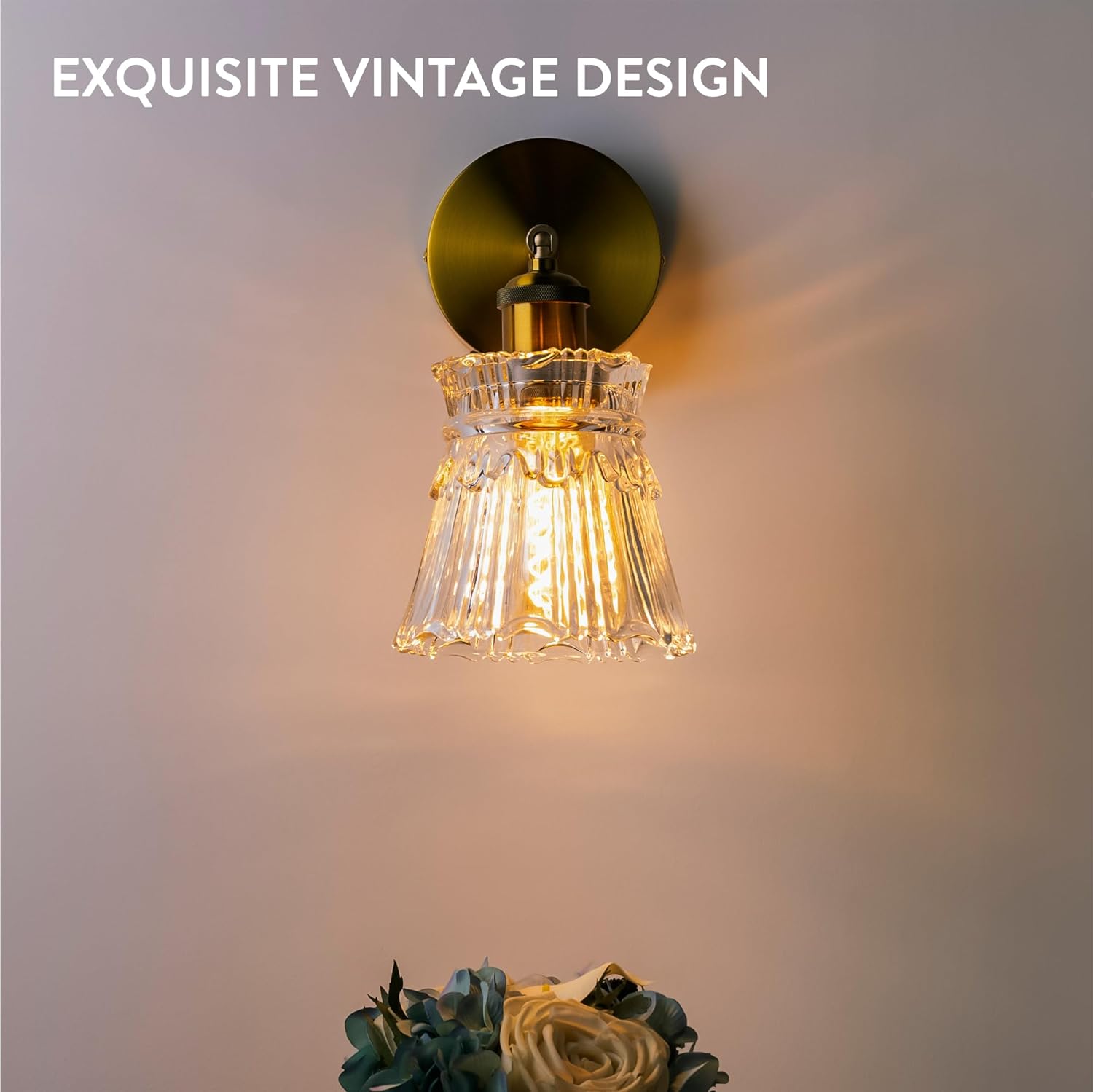 Navaris Vintage Wall Sconce - Antique Style Brass Sconces - Iron and Glass Bathroom Light Fixtures - Wall Sconces for Bathroom or Vanity Light