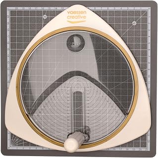 Vaessen Creative Kreisschneider mit Selbstklebende Schneidematte 24 x 24 cm – Papierschneidemaschine und Bastel Zubehör für Ausschneiden von Kreisen Ø2,5 – Ø15 cm aus Tonkarton, Pappe und Schaumstoff