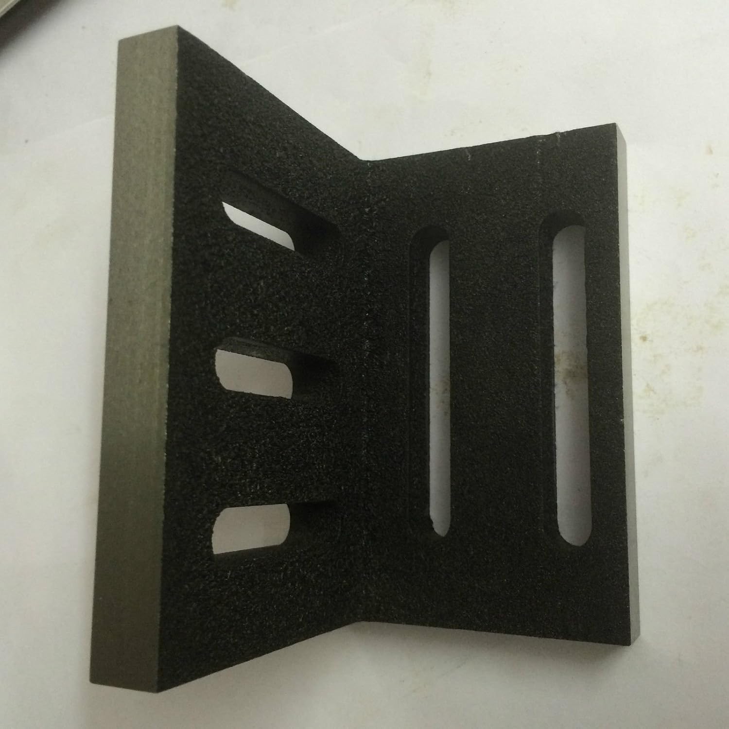 Caste Iron Slotted Angle Plate 110 x 89 x 75 mm -Stress Relieved