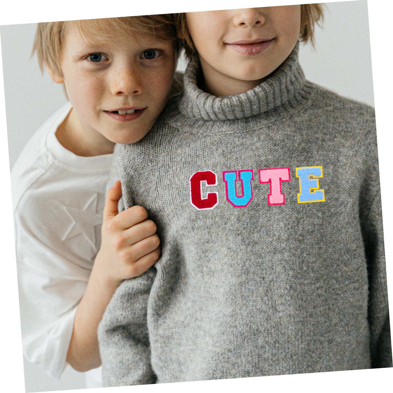 VILLCASE 5 Ensembles Patch Lettre Patchs De Lettres Universitaires Brodé Patch Couture Accessoire Couture Autocollants Repasser Sur Des Lettres De Broderie Patchs De Vêtements 52 Pièces * 5